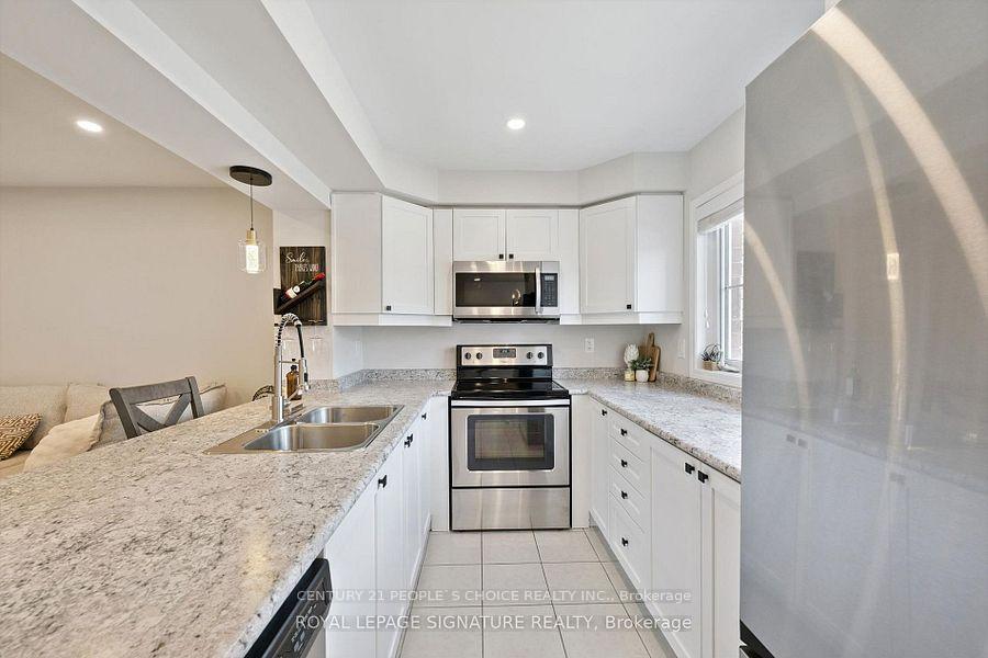 Photo 15 of 299 Casson Point, Milton, Ford — HOMEH