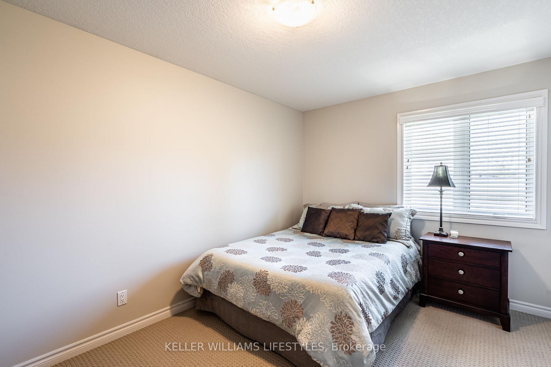 Photo 7 of 23 Earlscourt Terrace, Middlesex Centre, Kilworth — HOMEH
