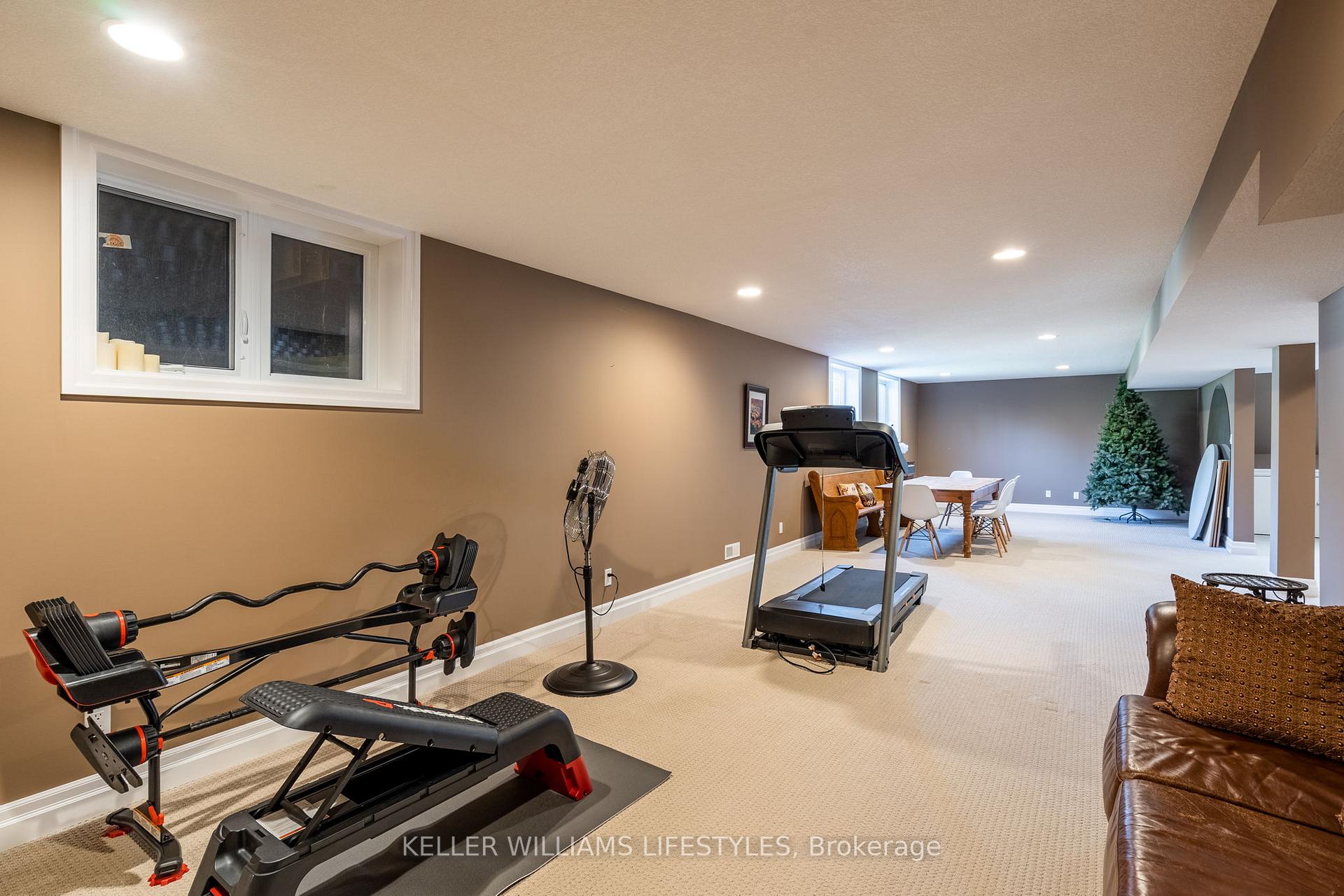 Photo 18 of 23 Earlscourt Terrace, Middlesex Centre, Kilworth — HOMEH