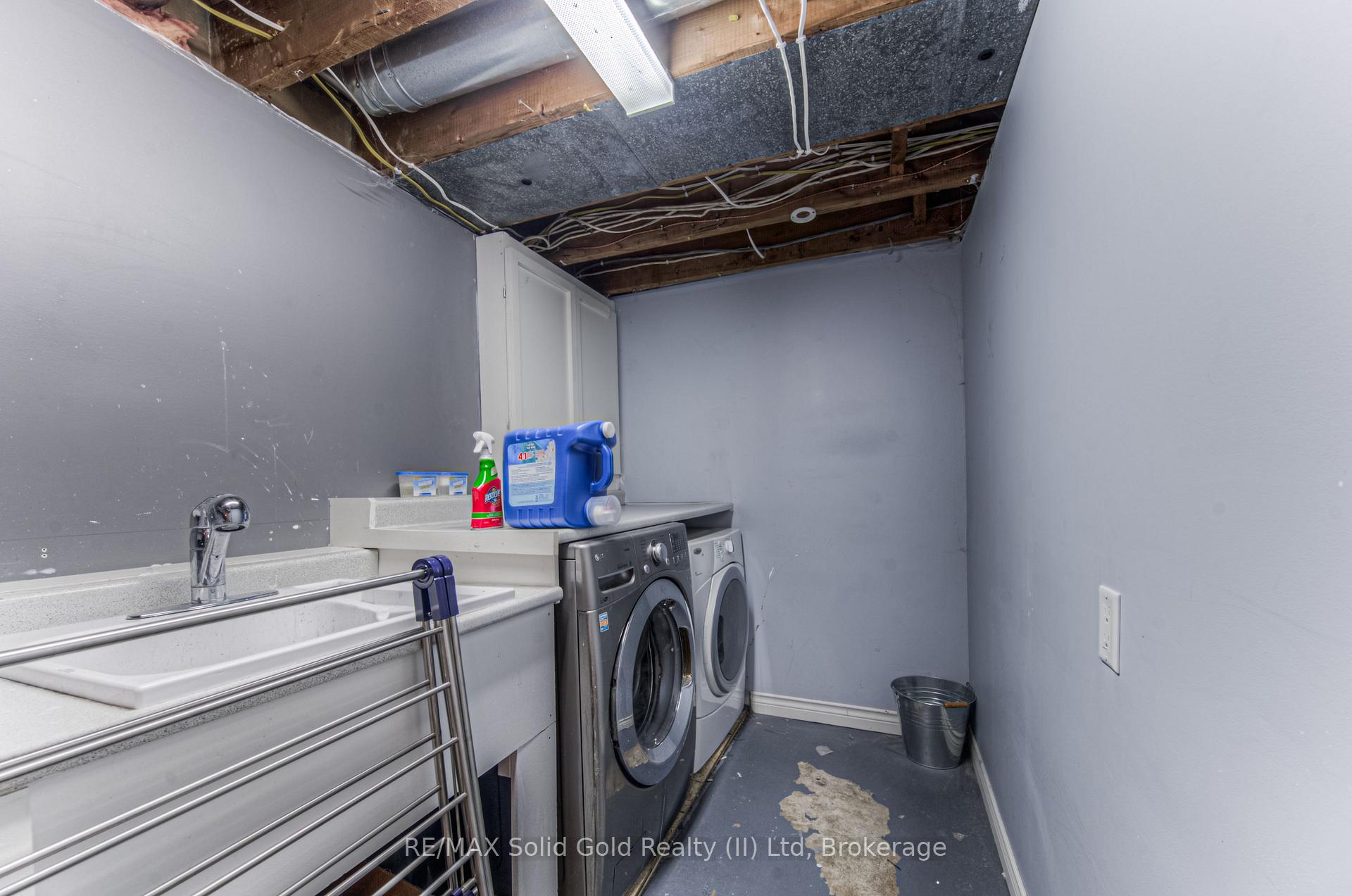 Photo 31 of 742 Elizabeth Street, Kitchener — HOMEH