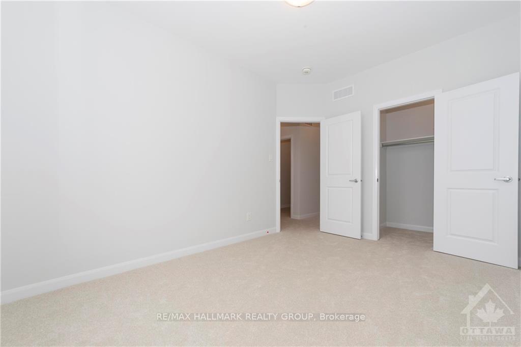 Photo 15 of 161 Invention Boulevard, Ottawa, Kanata - Morgan's Grant/South March — HOMEH