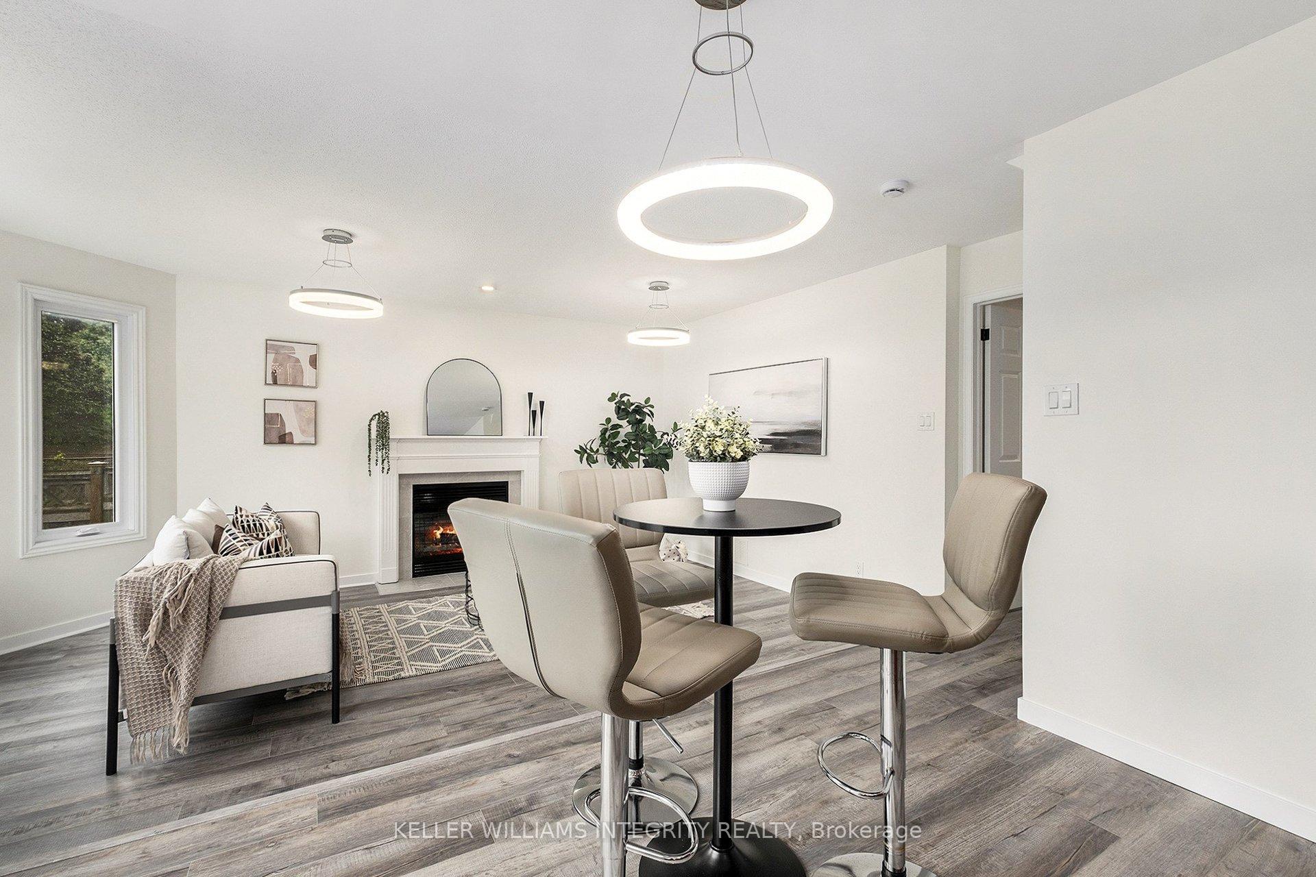 Photo 7 of 15 Saddlehorn Crescent, Ottawa, Kanata - Bridlewood — HOMEH