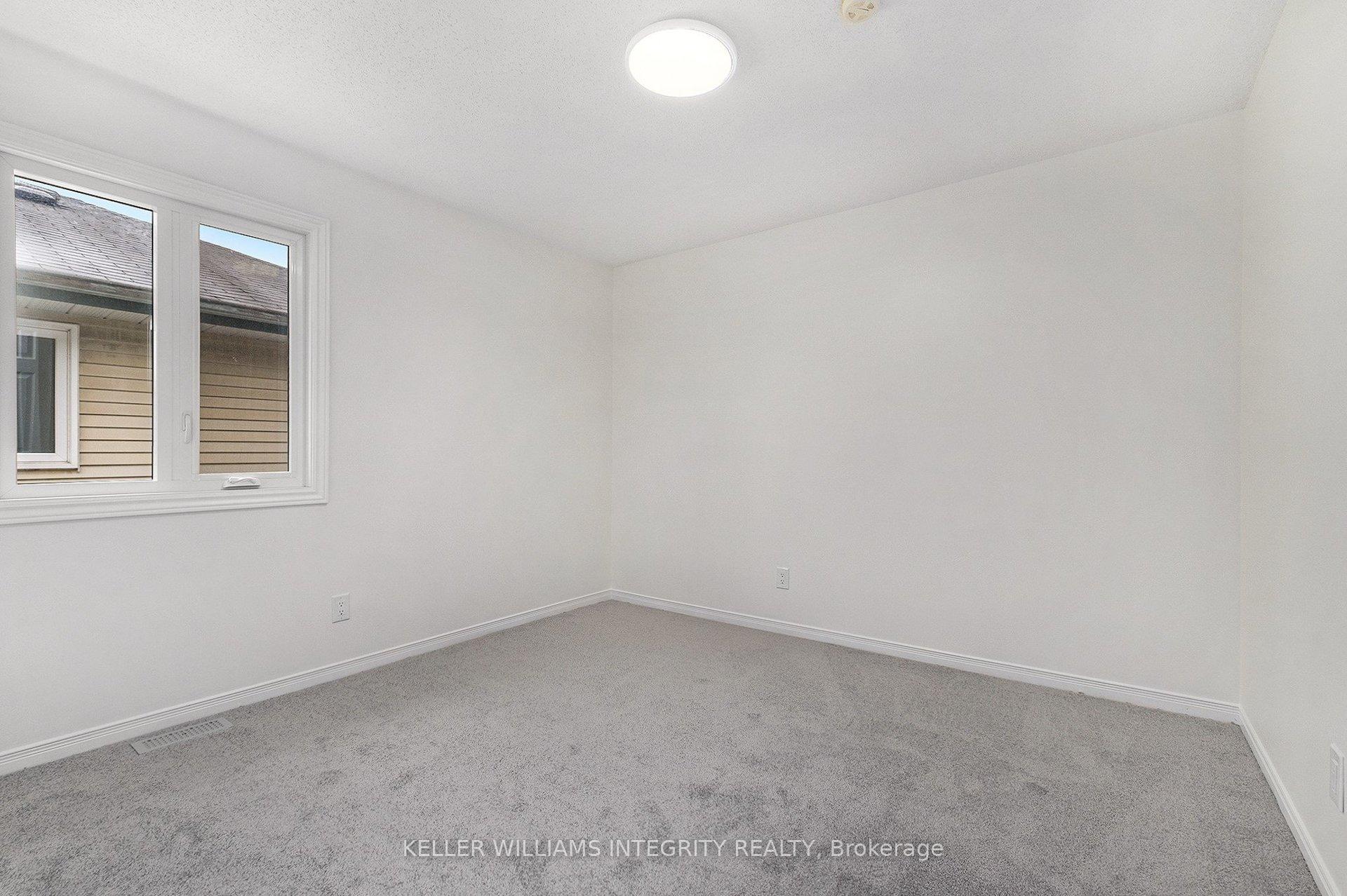 Photo 17 of 15 Saddlehorn Crescent, Ottawa, Kanata - Bridlewood — HOMEH