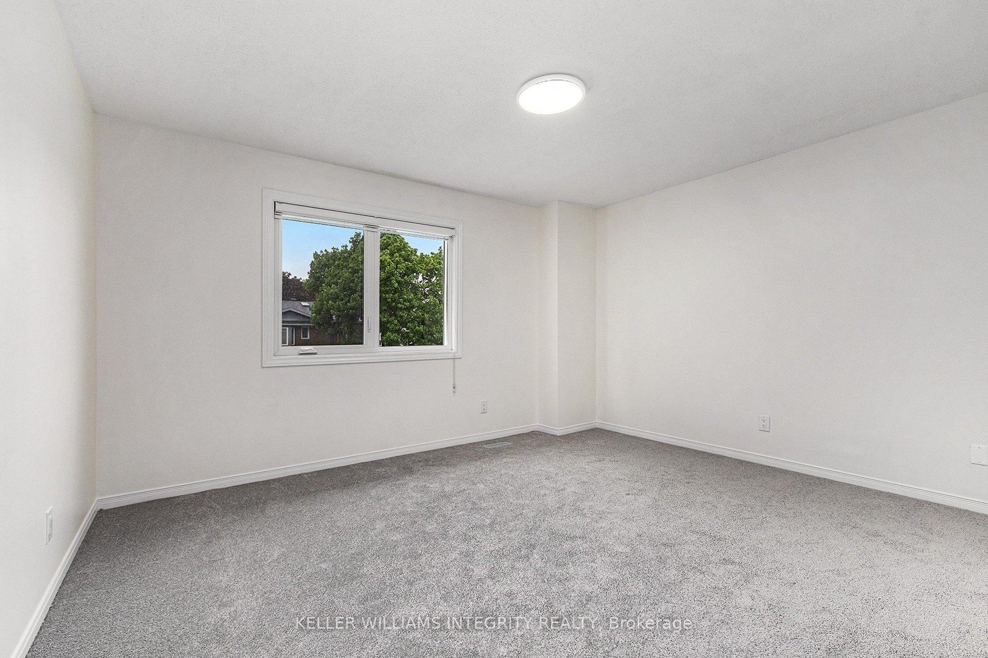Photo 18 of 15 Saddlehorn Crescent, Ottawa, Kanata - Bridlewood — HOMEH