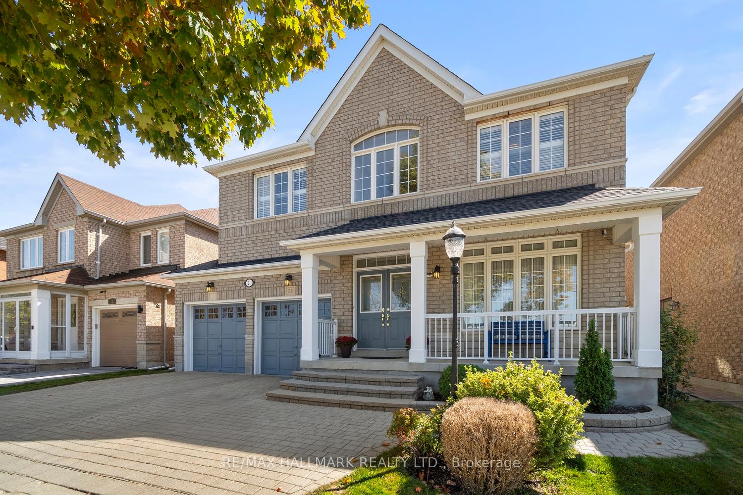 Photo 2 of 21 Courtfield Crescent, Markham, Berczy — HOMEH