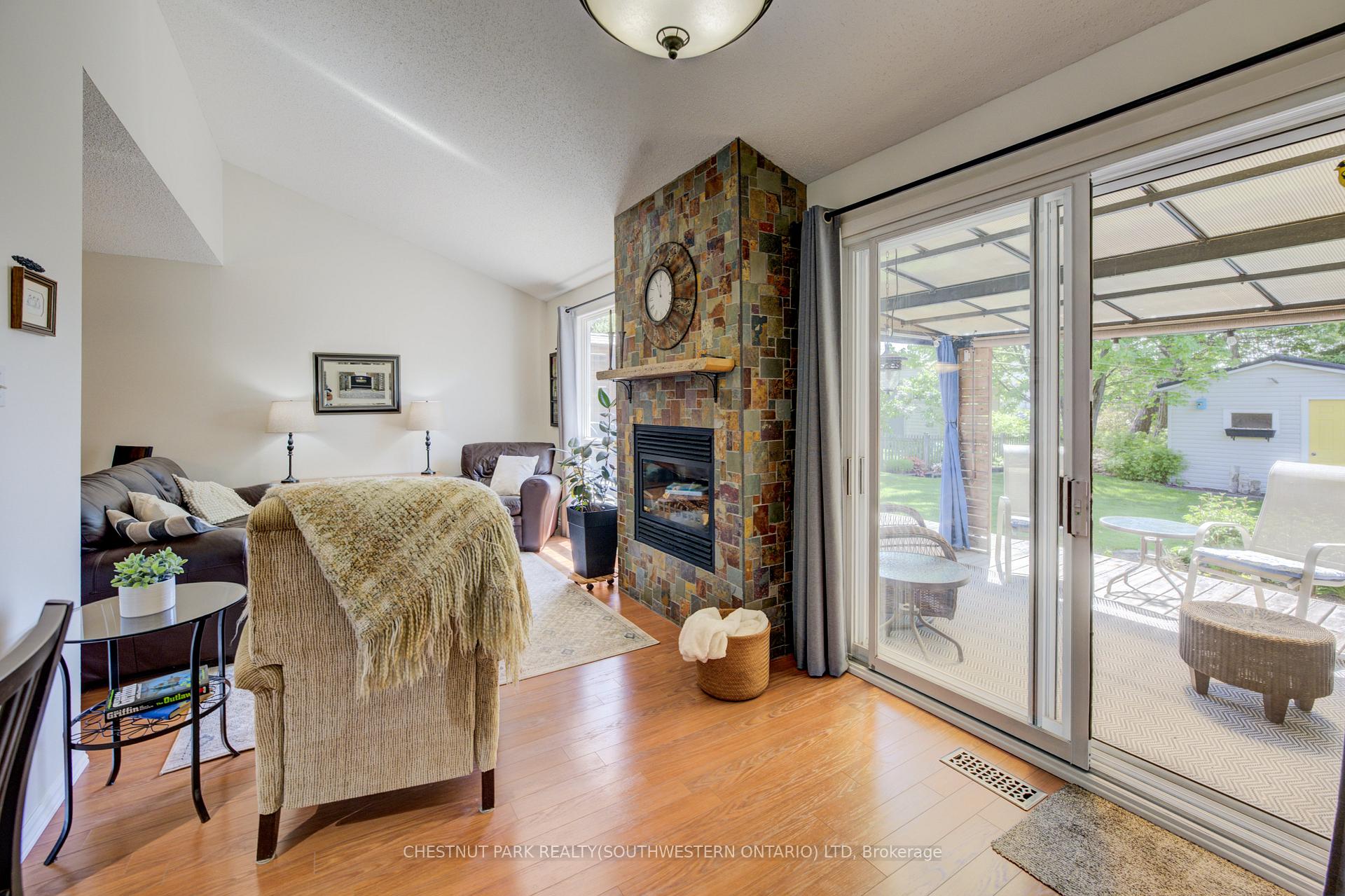 Photo 19 of 53 Ristau Crescent, Kitchener — HOMEH