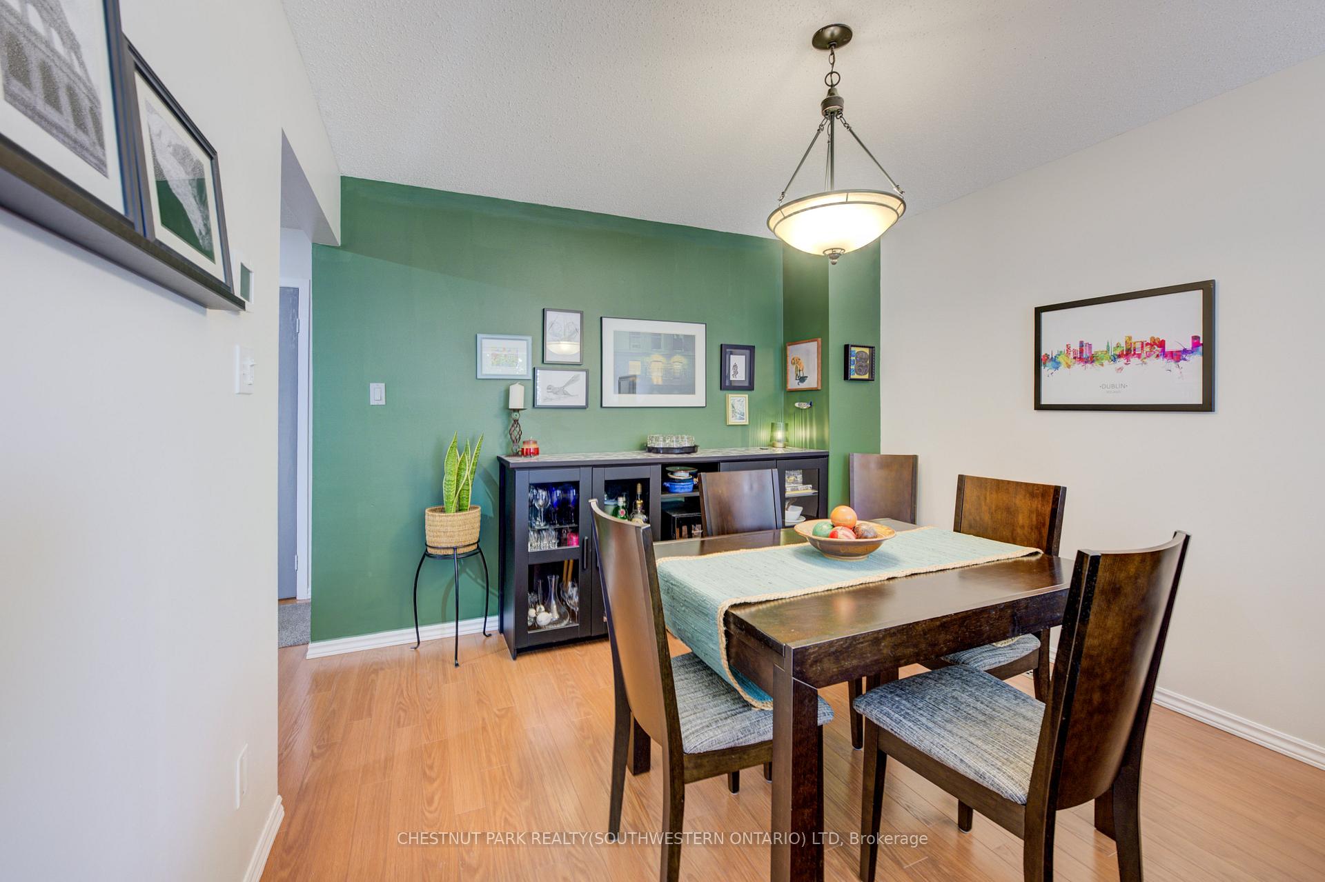 Photo 22 of 53 Ristau Crescent, Kitchener — HOMEH