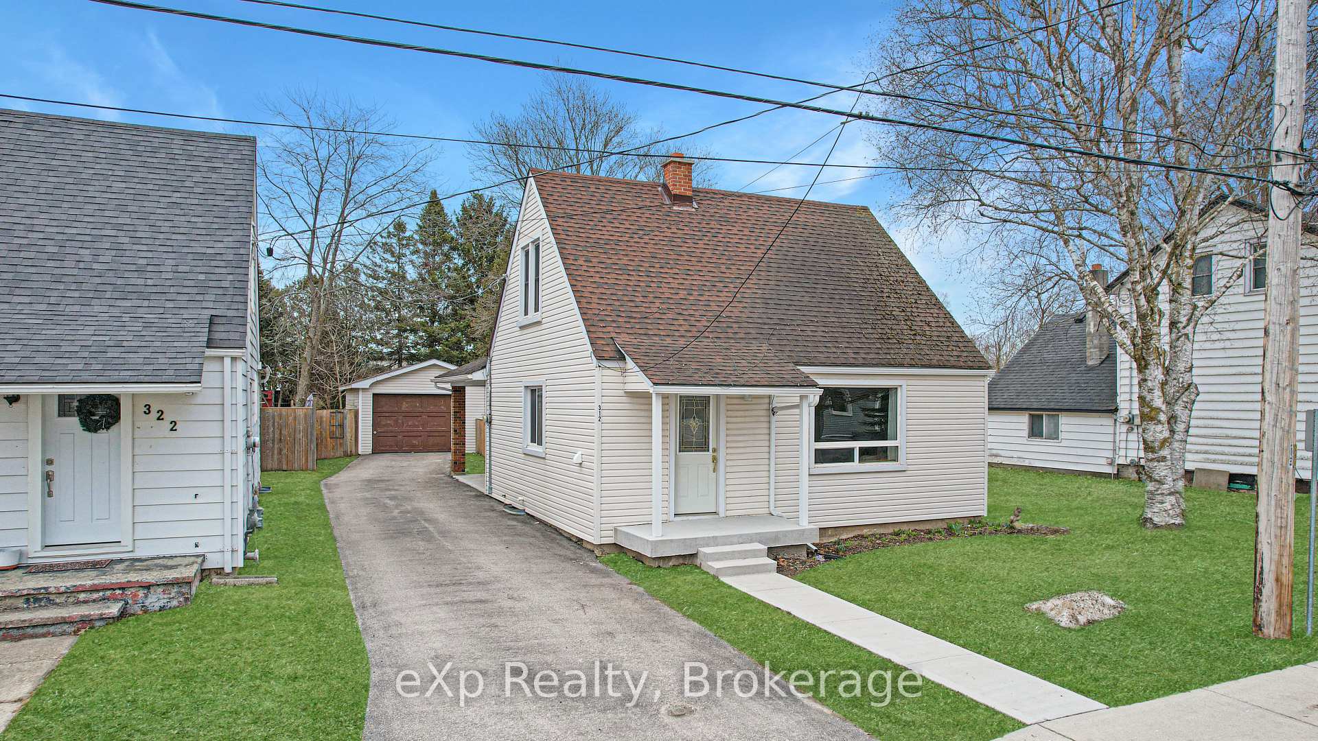 Photo 1 of 312 Jane Street N, Minto — HOMEH