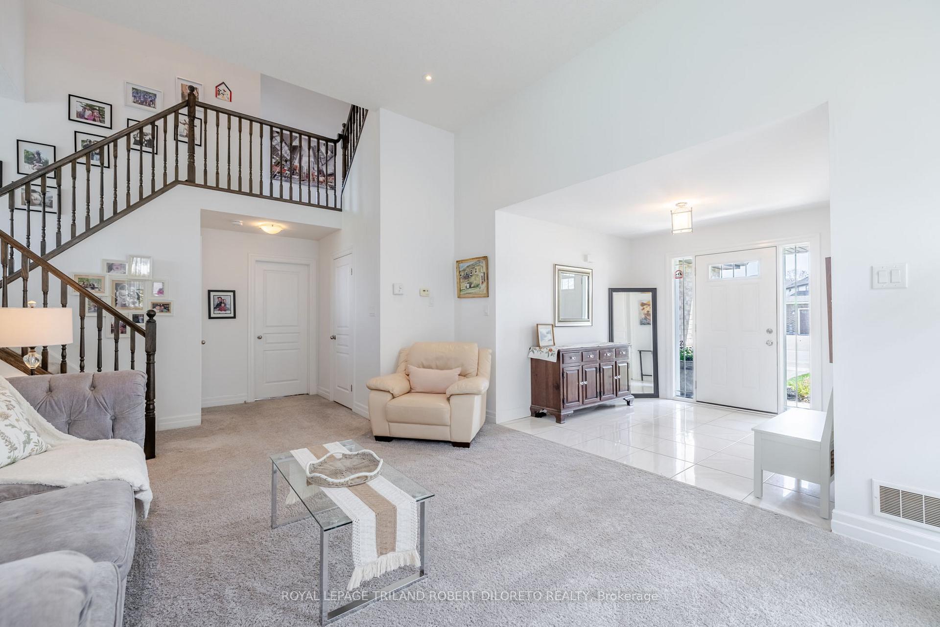 Photo 9 of 175 Union Avenue, Middlesex Centre, Komoka — HOMEH