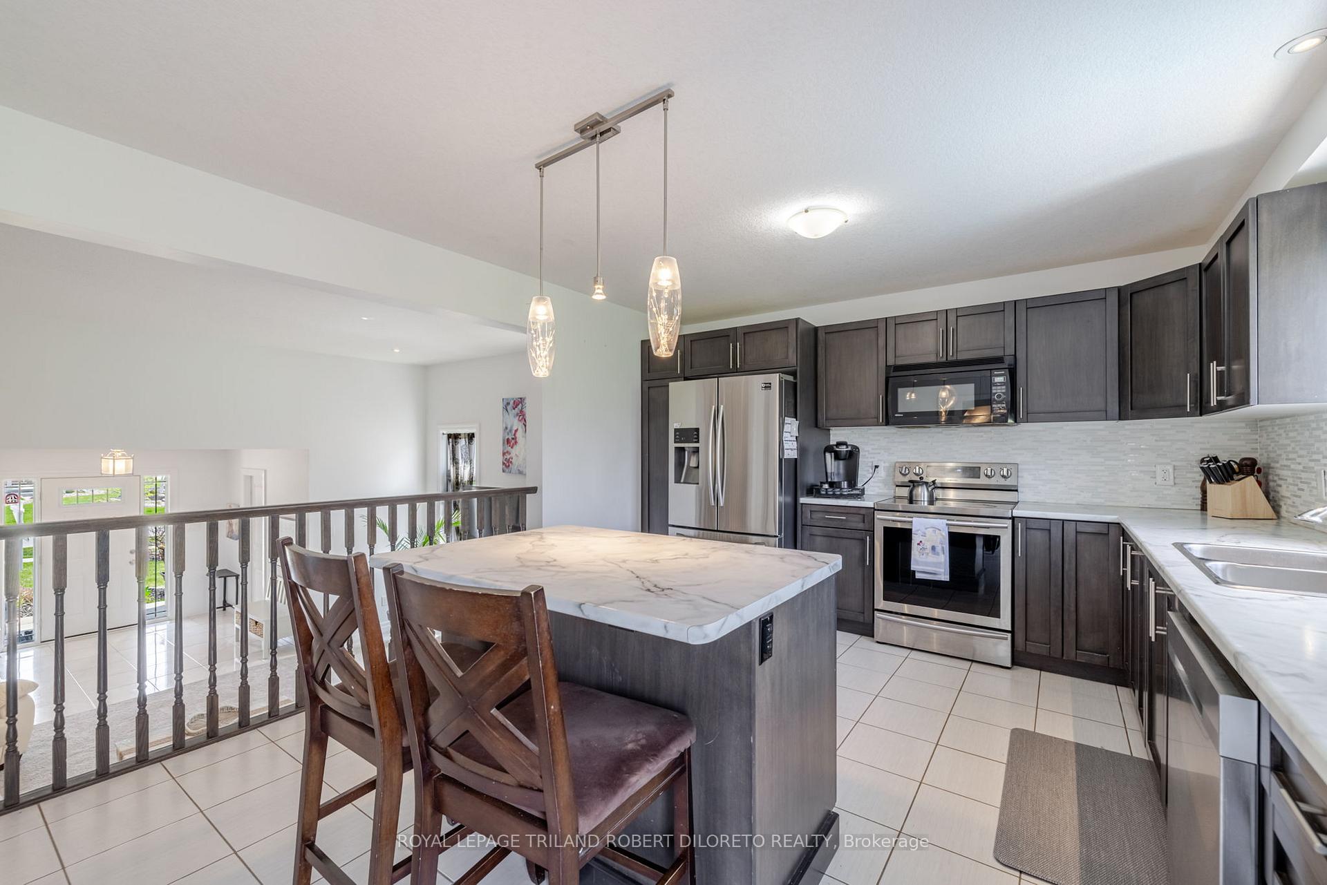 Photo 13 of 175 Union Avenue, Middlesex Centre, Komoka — HOMEH