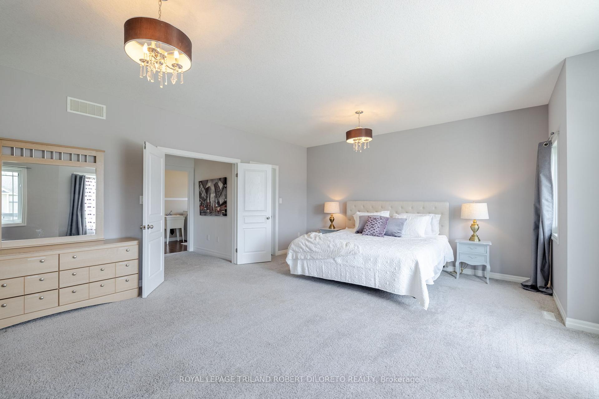 Photo 18 of 175 Union Avenue, Middlesex Centre, Komoka — HOMEH