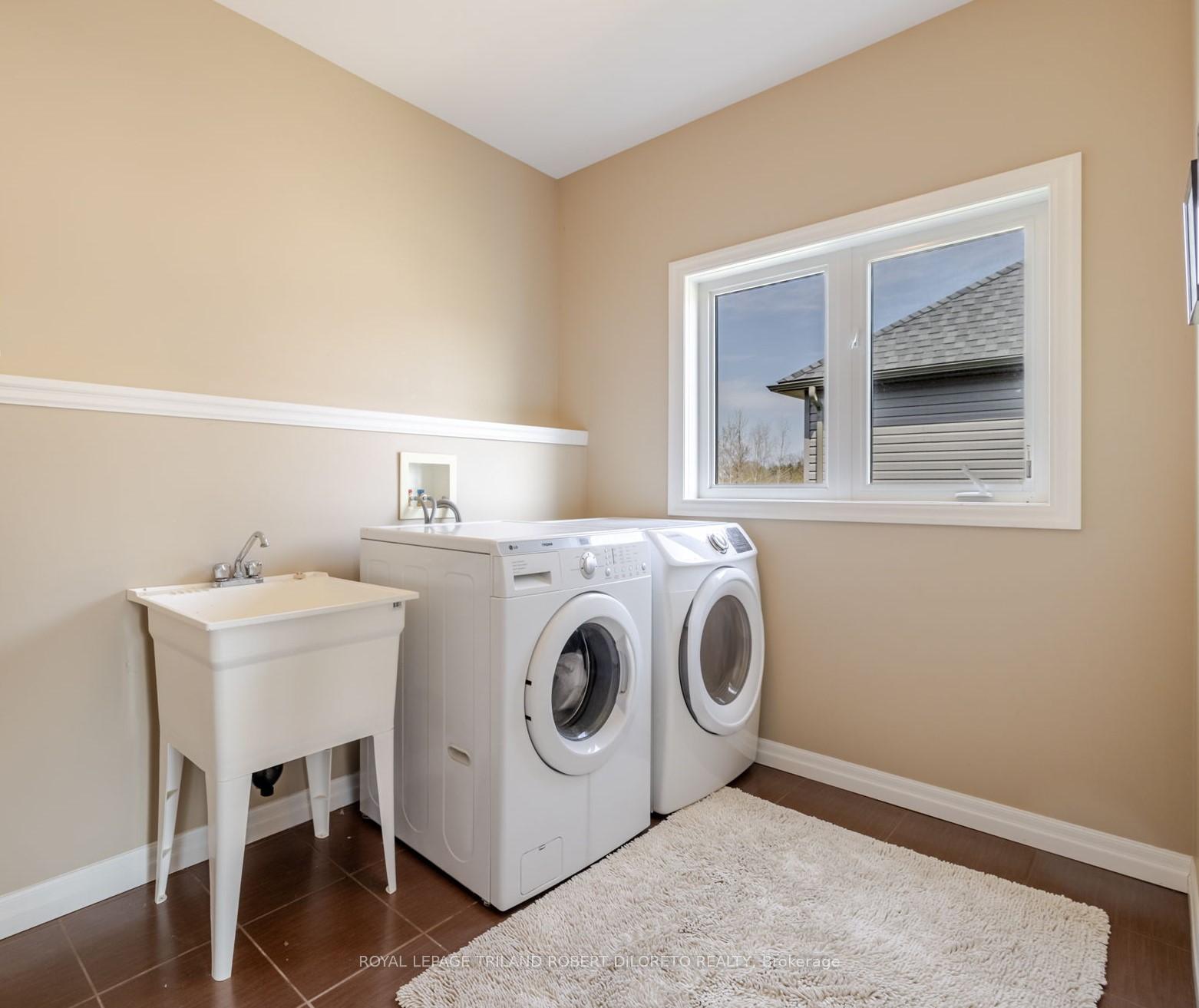 Photo 21 of 175 Union Avenue, Middlesex Centre, Komoka — HOMEH