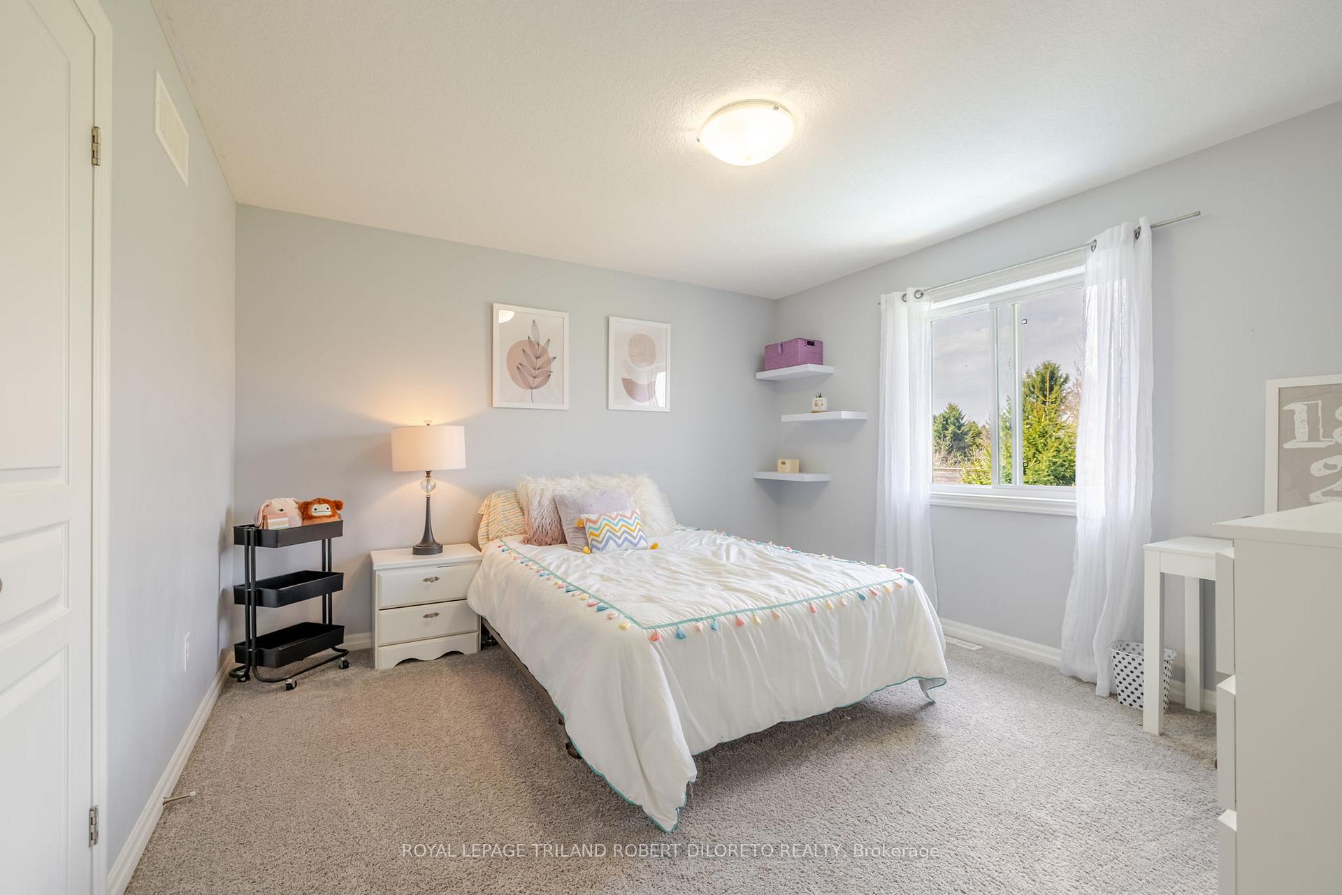 Photo 23 of 175 Union Avenue, Middlesex Centre, Komoka — HOMEH