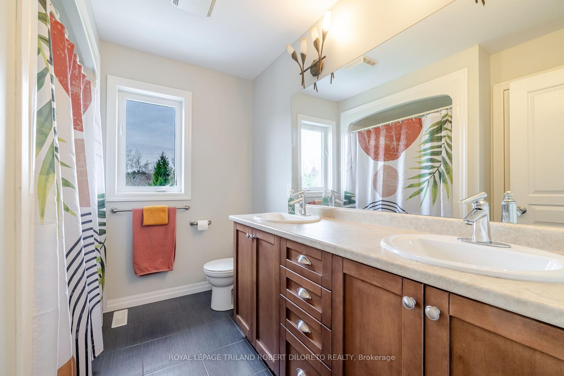 Photo 26 of 175 Union Avenue, Middlesex Centre, Komoka — HOMEH