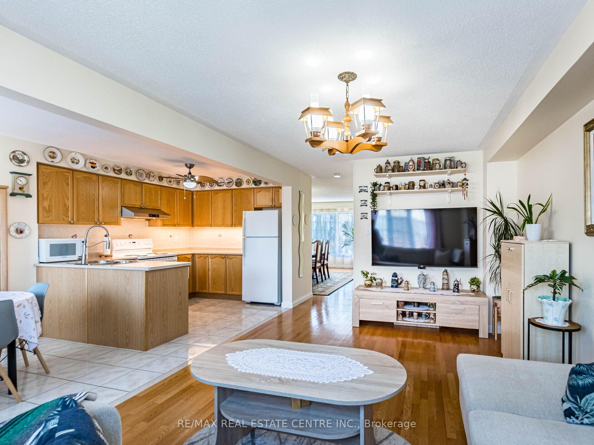 Photo 15 of 1240 Chapman Crescent, Milton, Clarke — HOMEH