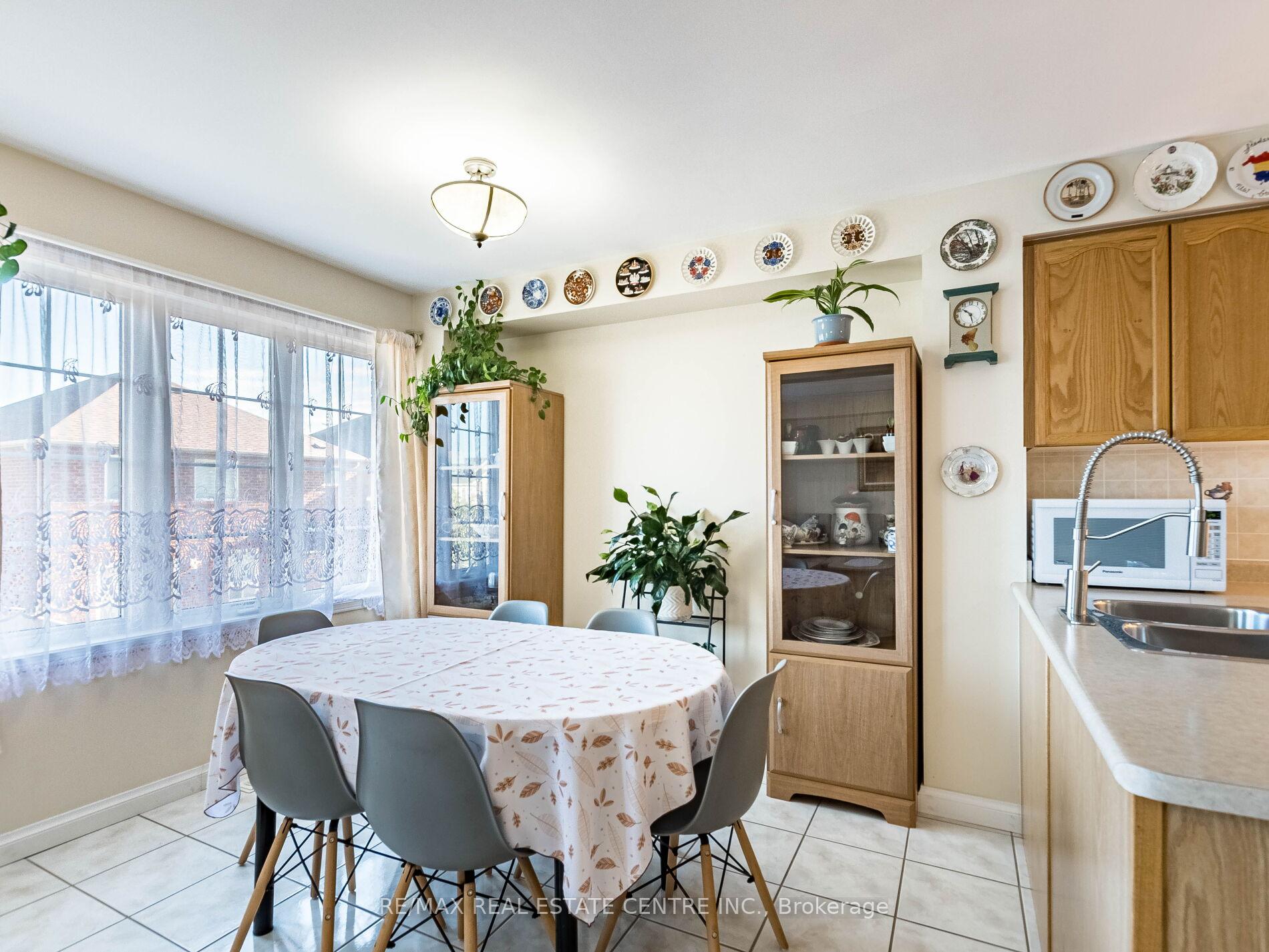 Photo 20 of 1240 Chapman Crescent, Milton, Clarke — HOMEH