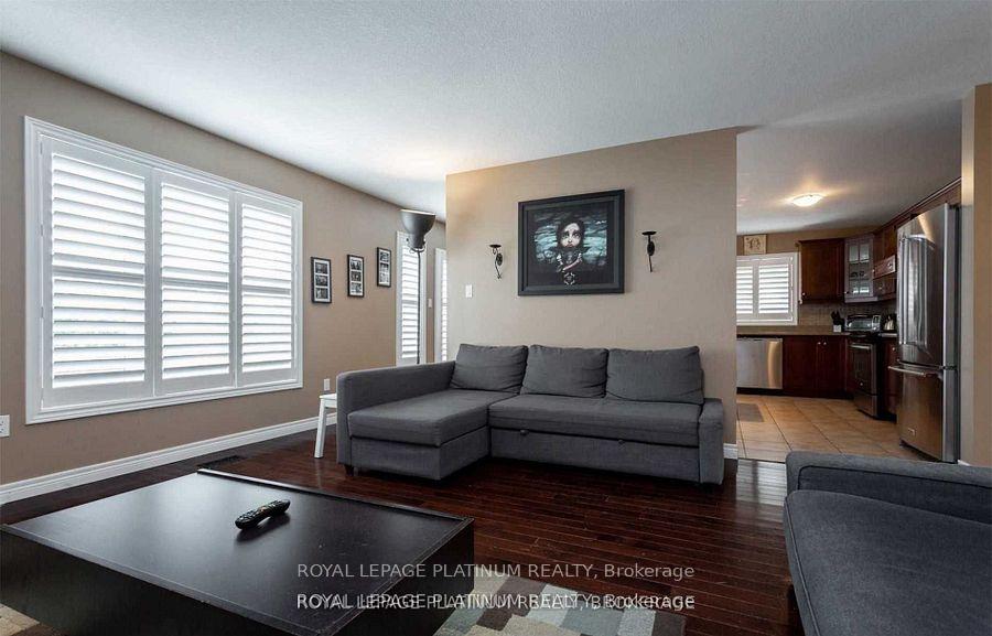 Photo 5 of 109 Whitefish Crescent, Hamilton, Stoney Creek — HOMEH