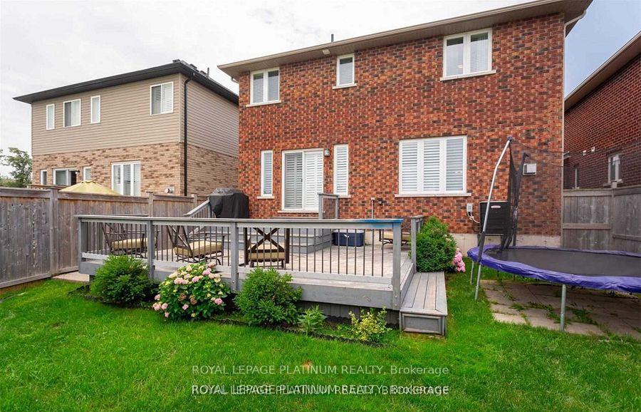 Photo 13 of 109 Whitefish Crescent, Hamilton, Stoney Creek — HOMEH
