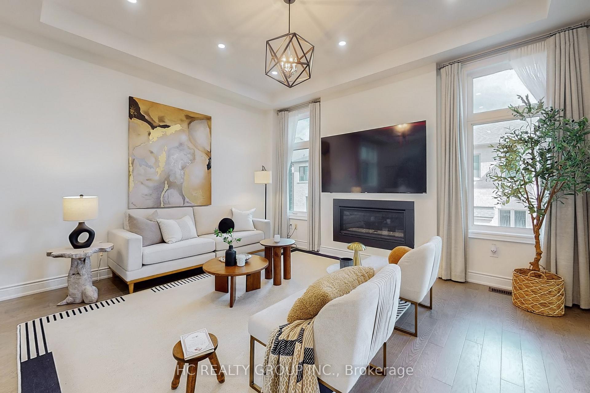 Photo 5 of 285 Beaverbrae Drive, Markham, Victoria Square — HOMEH