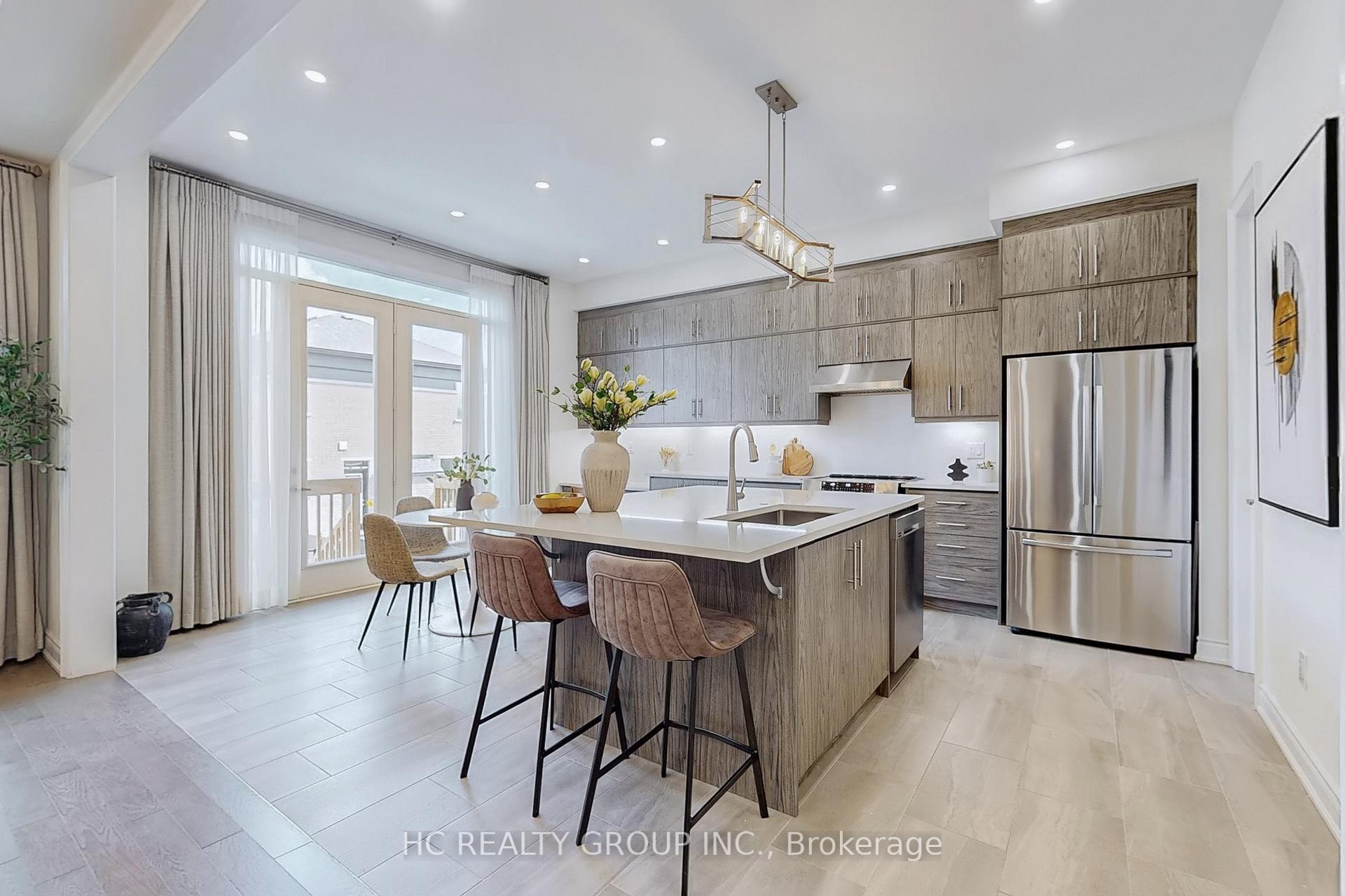 Photo 10 of 285 Beaverbrae Drive, Markham, Victoria Square — HOMEH
