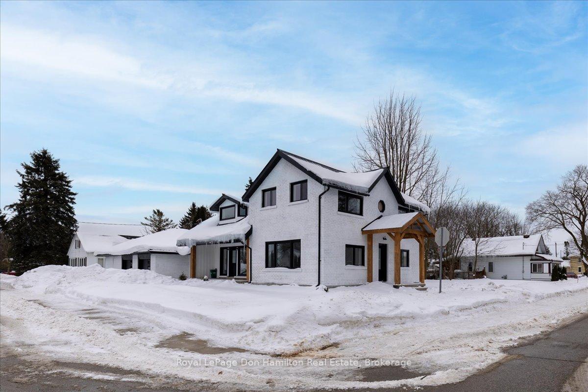 Photo 6 of 310 York Street, Minto — HOMEH