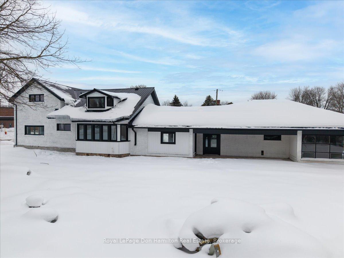 Photo 8 of 310 York Street, Minto — HOMEH