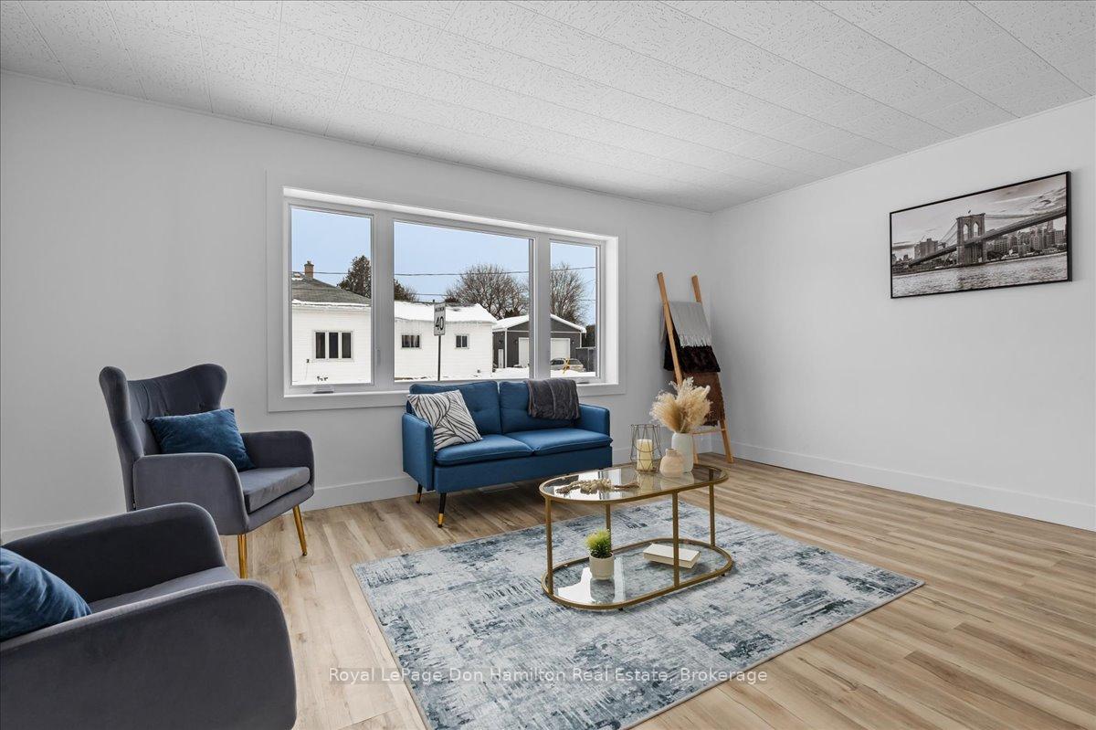 Photo 20 of 310 York Street, Minto — HOMEH