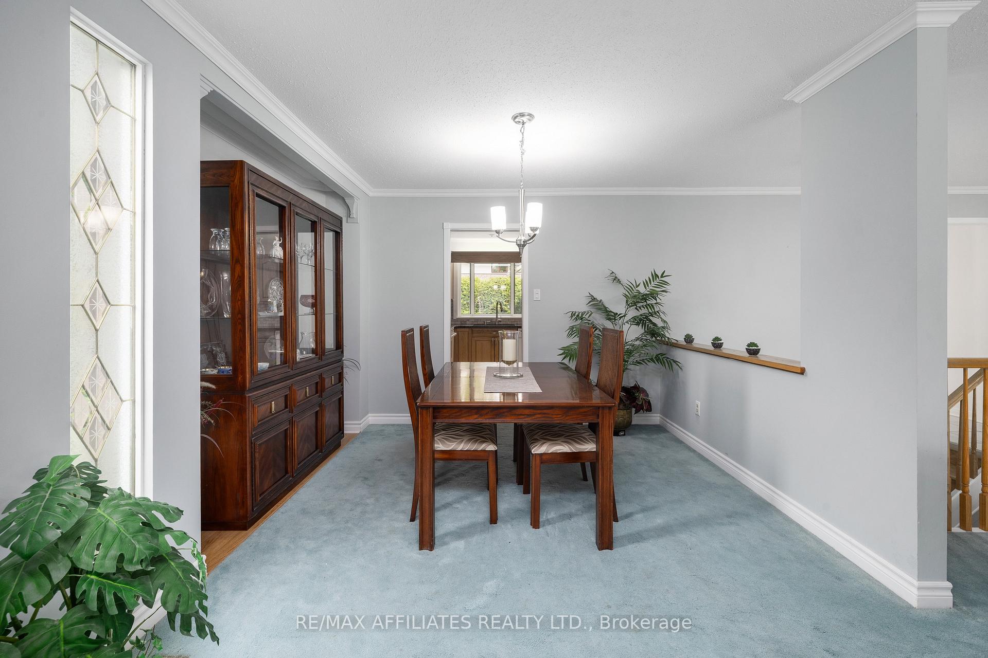 Photo 13 of 13 Amundsen Crescent, Ottawa, Kanata - Katimavik — HOMEH