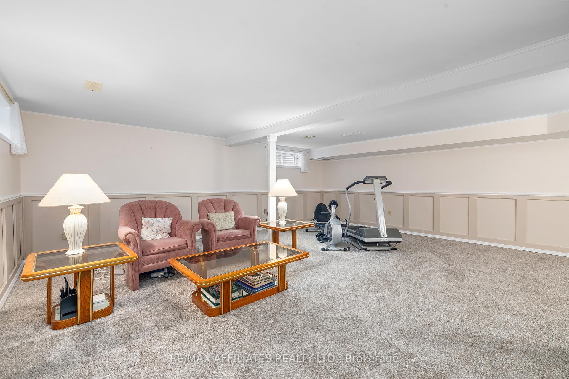Photo 36 of 13 Amundsen Crescent, Ottawa, Kanata - Katimavik — HOMEH
