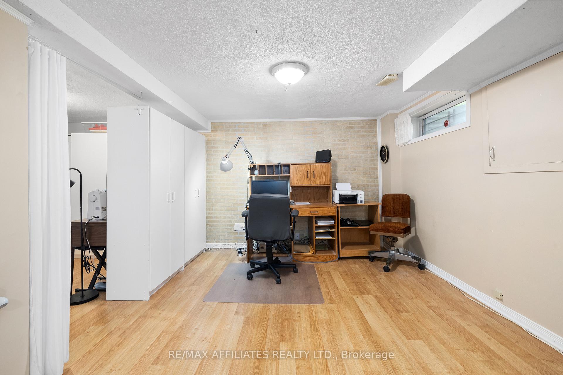 Photo 39 of 13 Amundsen Crescent, Ottawa, Kanata - Katimavik — HOMEH