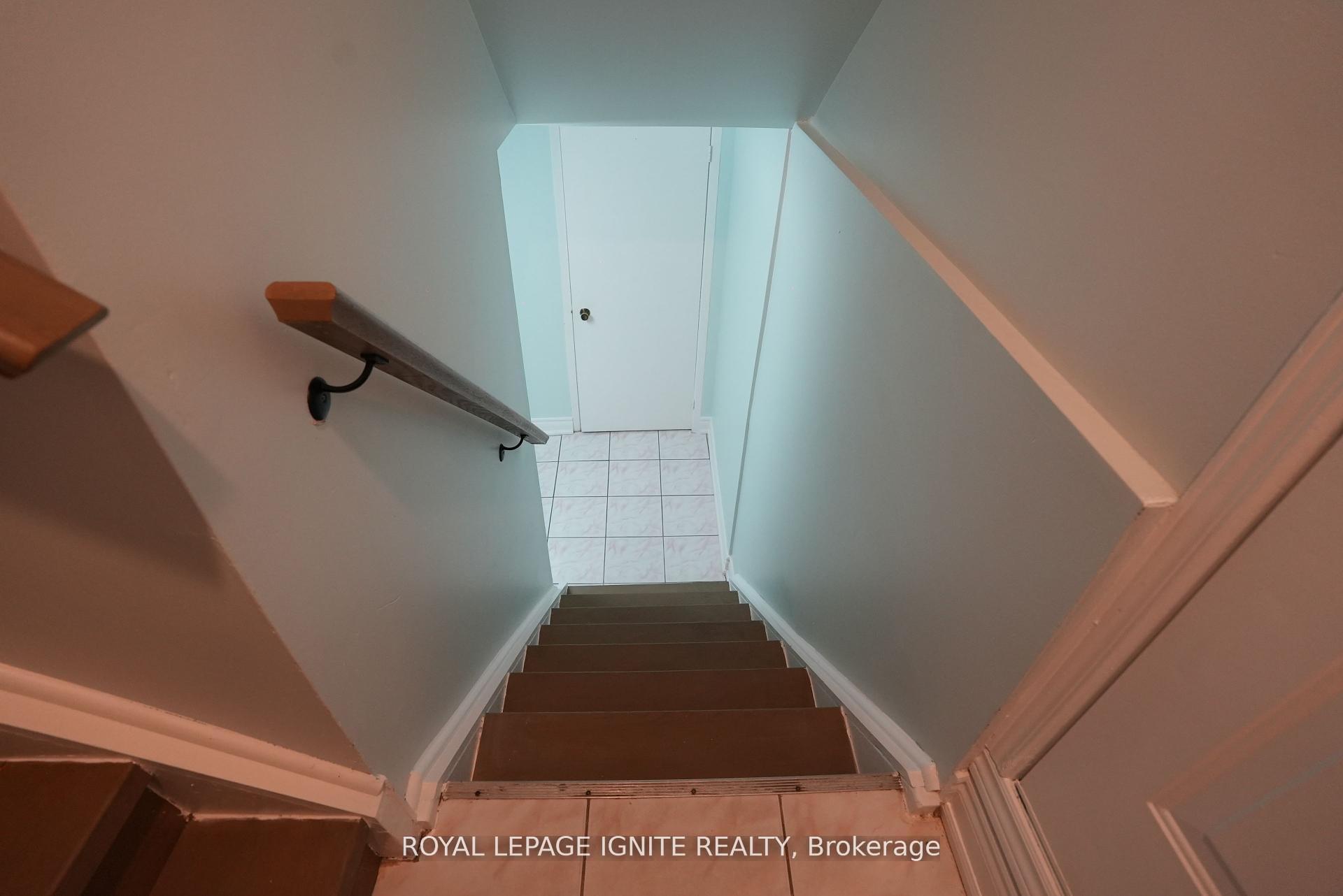 Photo 2 of Unit Bsmnt, 20 Goodwood Drive, Markham, Middlefield — HOMEH