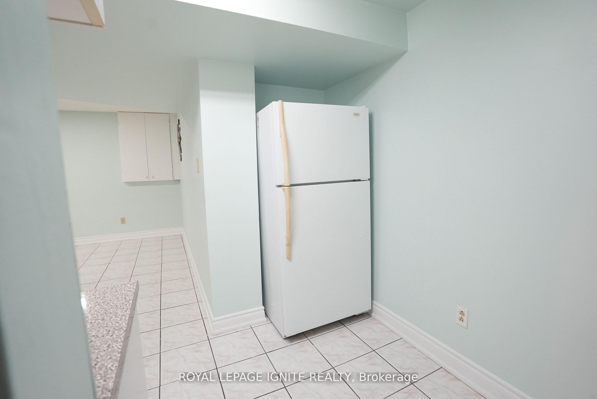 Photo 3 of Unit Bsmnt, 20 Goodwood Drive, Markham, Middlefield — HOMEH