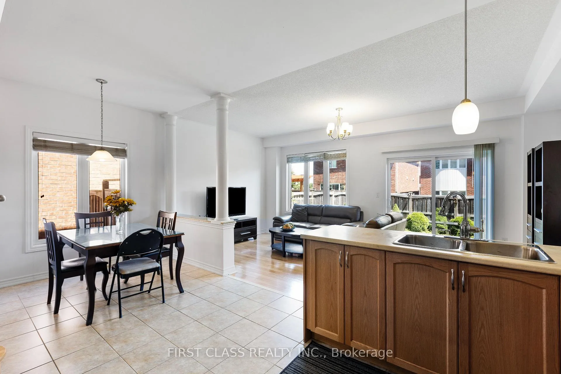 Photo 3 of 74 Evershot Crescent, Markham, Wismer — HOMEH