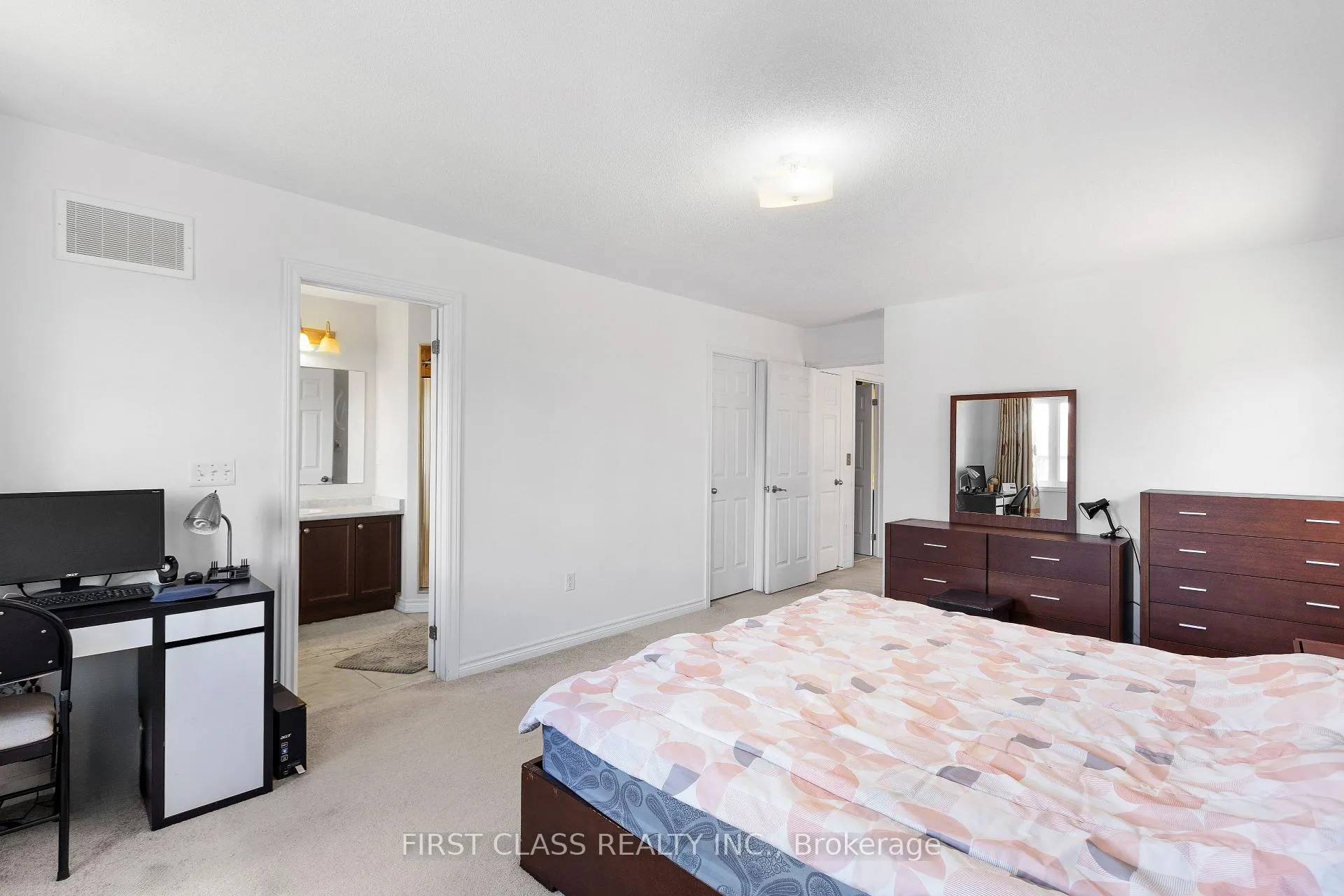 Photo 13 of 74 Evershot Crescent, Markham, Wismer — HOMEH