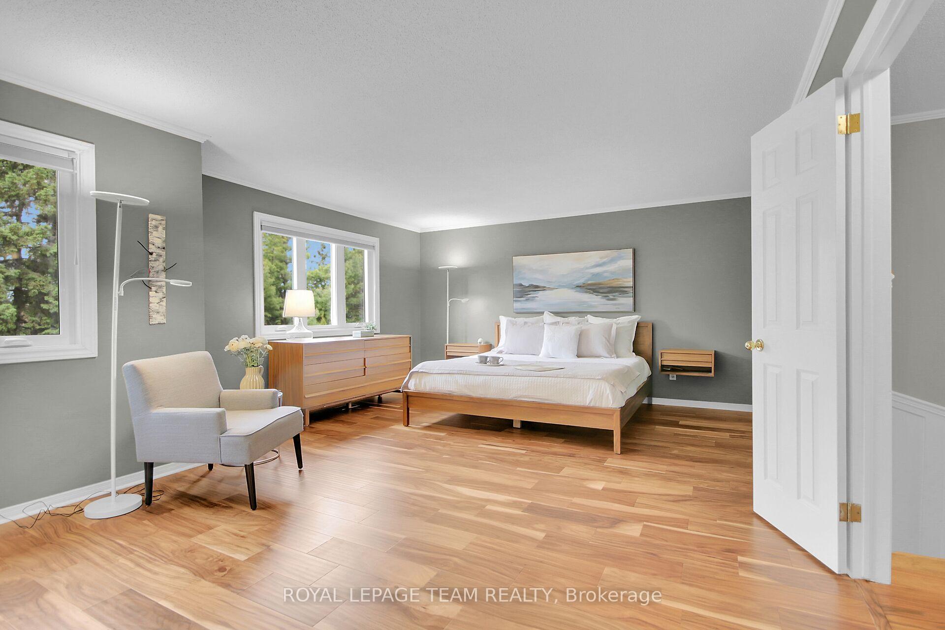 Photo 4 of 51 Windeyer Crescent, Ottawa, Kanata - Kanata Lakes/Heritage Hills — HOMEH