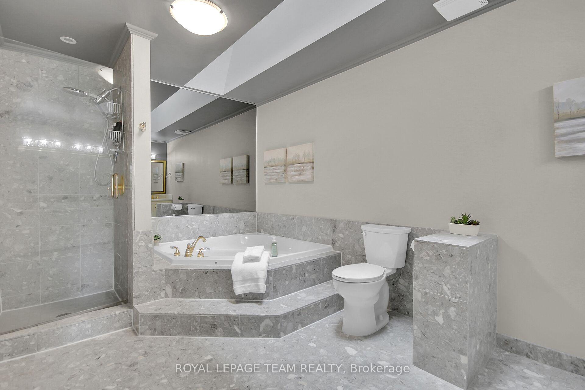 Photo 25 of 51 Windeyer Crescent, Ottawa, Kanata - Kanata Lakes/Heritage Hills — HOMEH