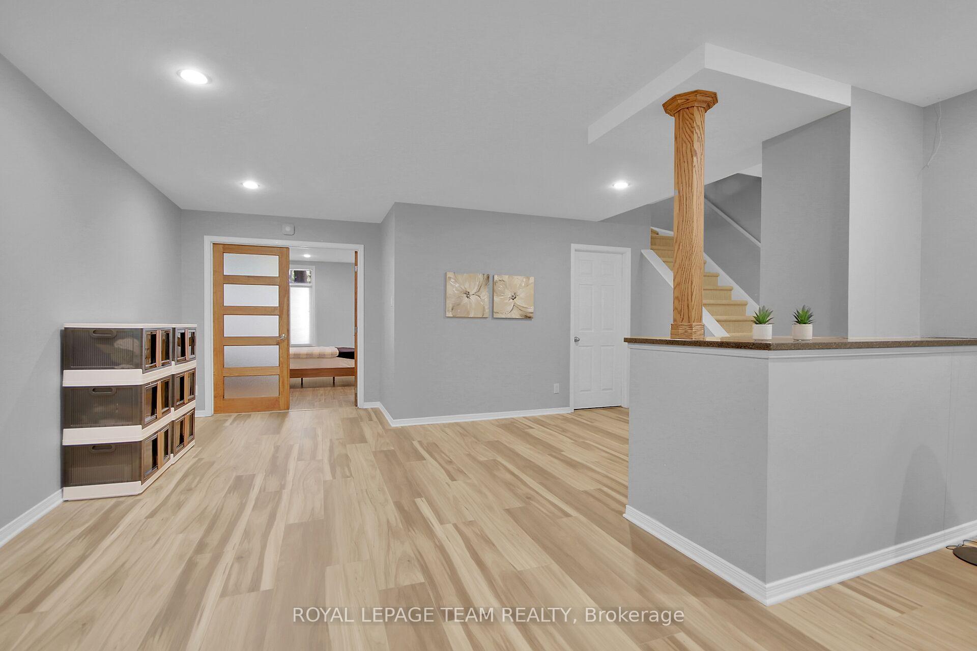 Photo 34 of 51 Windeyer Crescent, Ottawa, Kanata - Kanata Lakes/Heritage Hills — HOMEH