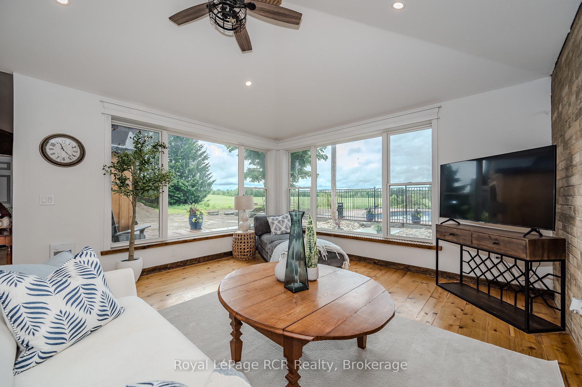 Photo 19 of 5550 11th Line, Minto — HOMEH