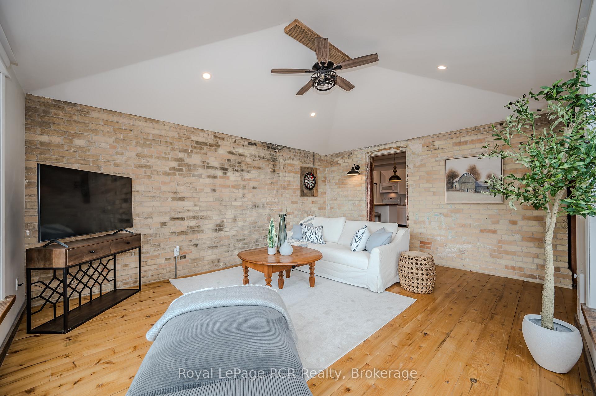 Photo 20 of 5550 11th Line, Minto — HOMEH