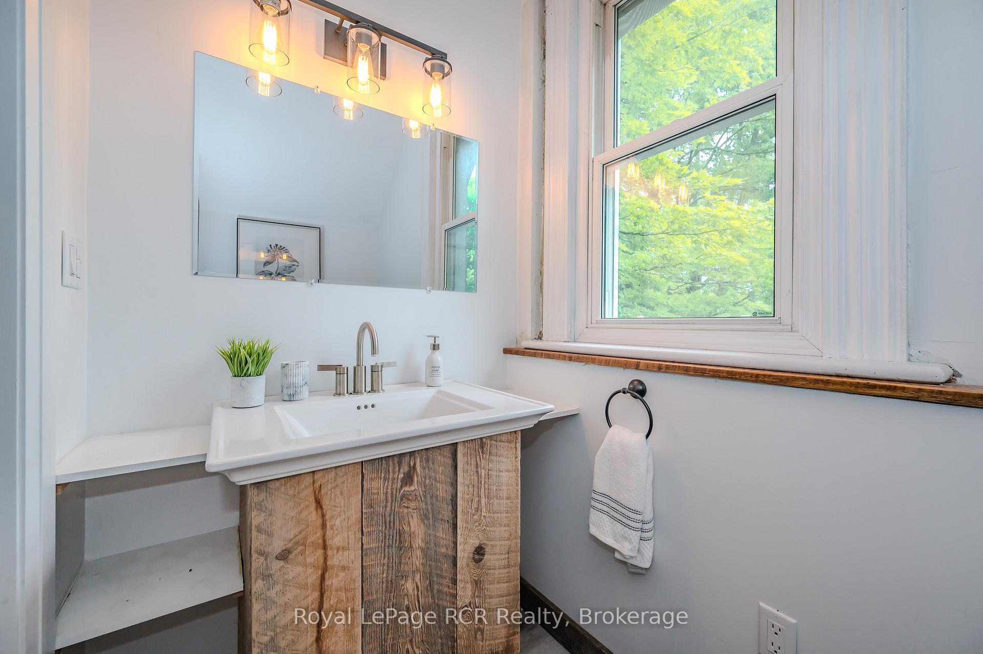 Photo 33 of 5550 11th Line, Minto — HOMEH