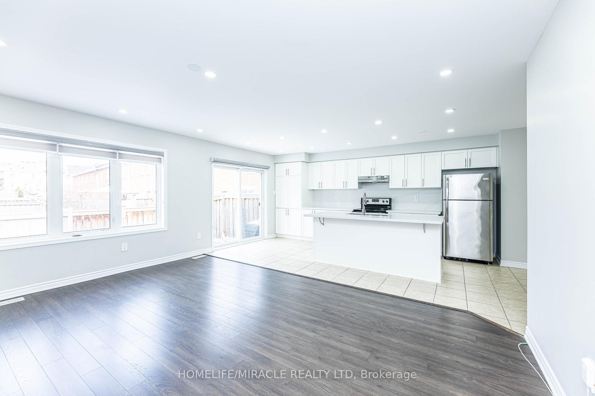 Photo 8 of 1633 Clitherow Street, Milton, Ford — HOMEH