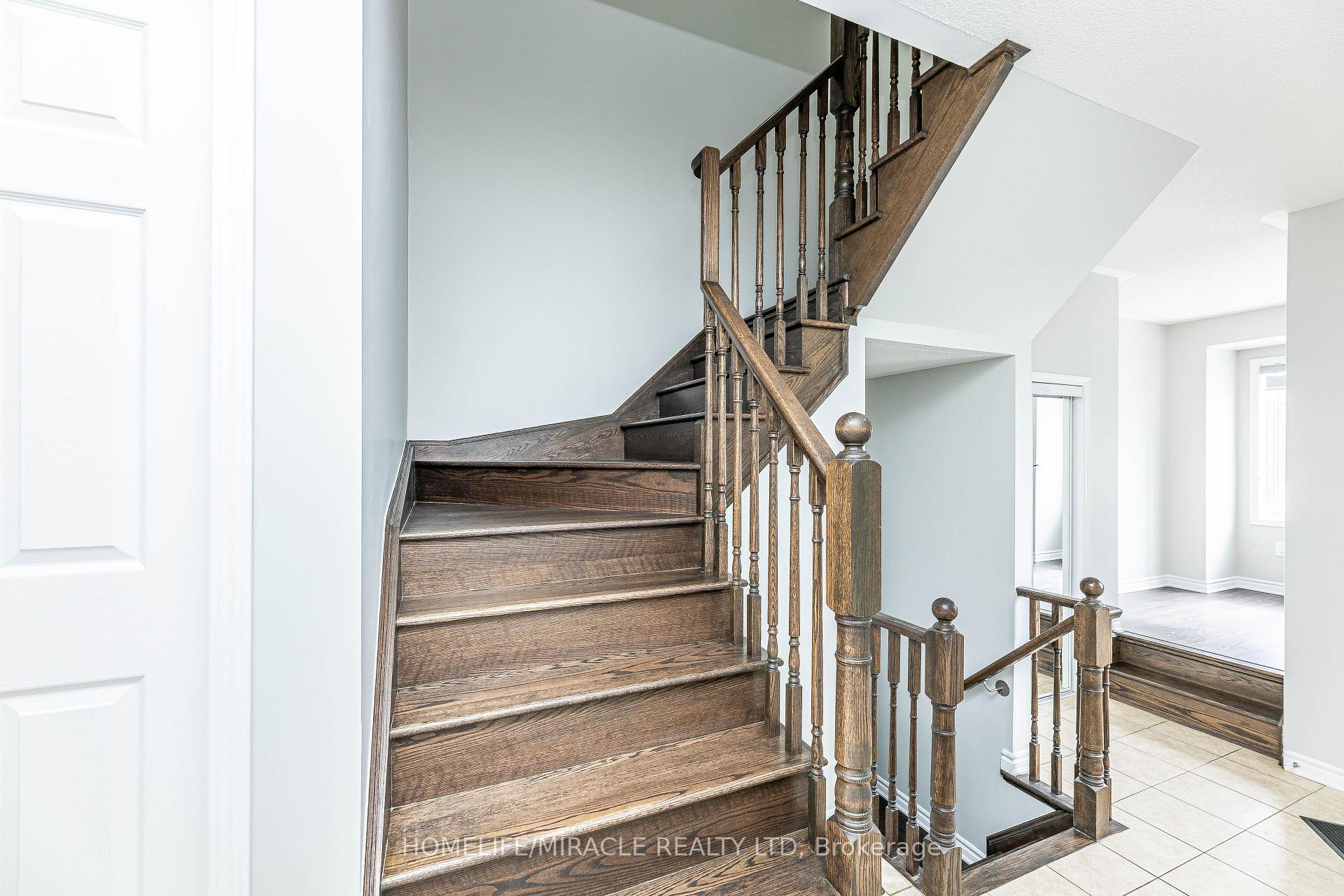 Photo 13 of 1633 Clitherow Street, Milton, Ford — HOMEH