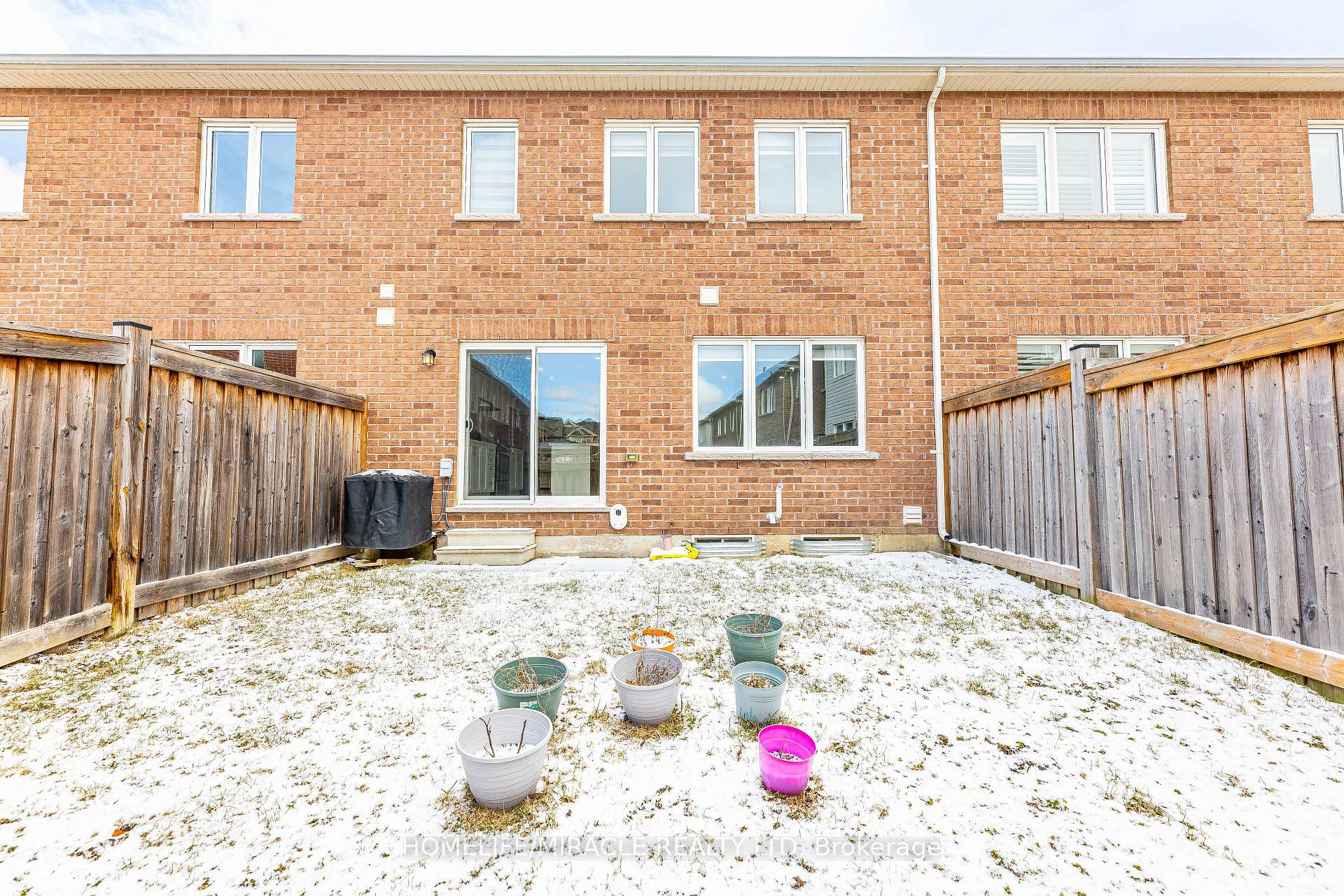 Photo 25 of 1633 Clitherow Street, Milton, Ford — HOMEH