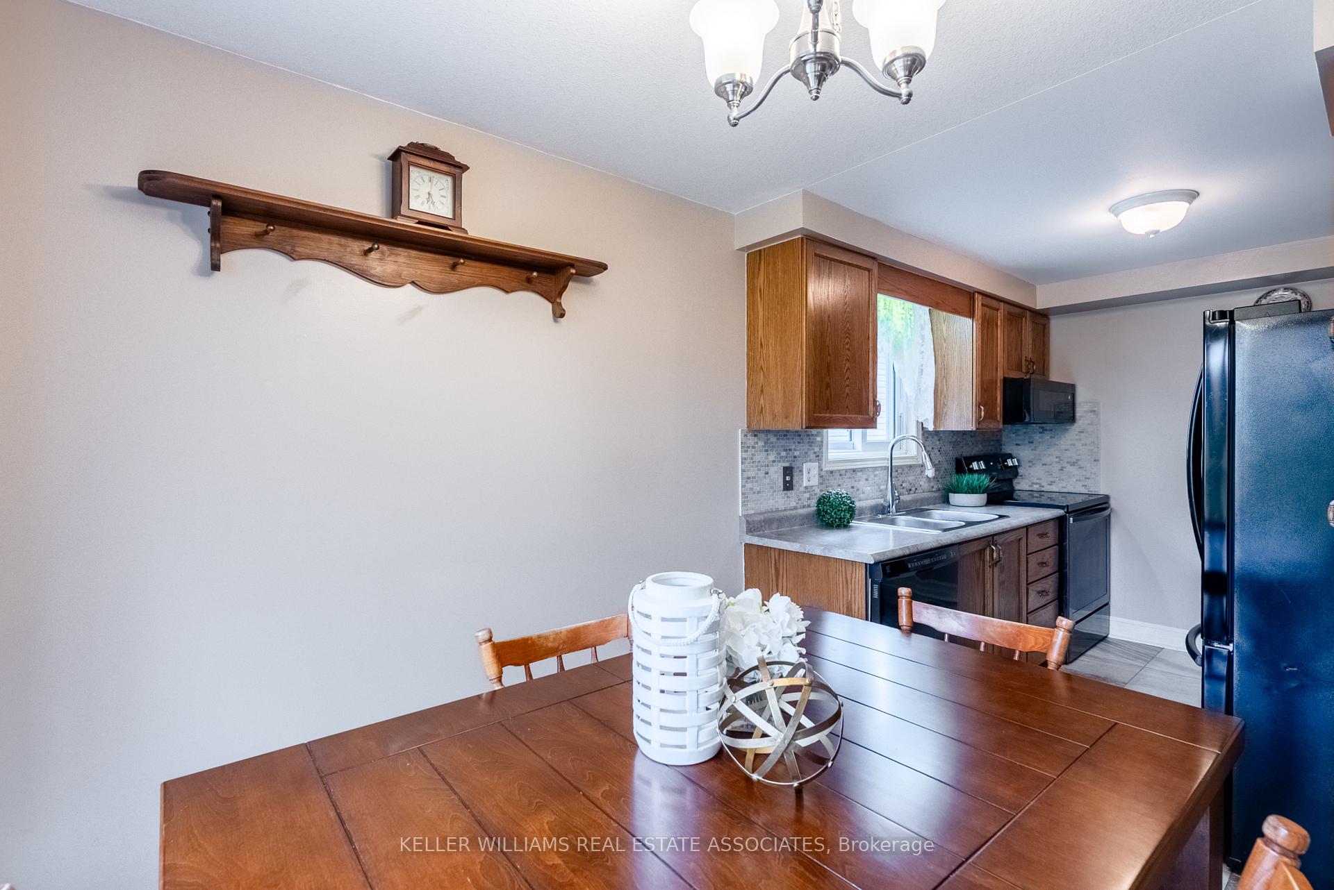 Photo 14 of 165 Highbrook Street, Kitchener — HOMEH