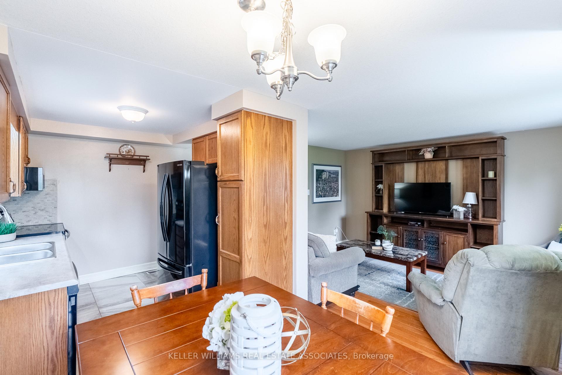 Photo 15 of 165 Highbrook Street, Kitchener — HOMEH