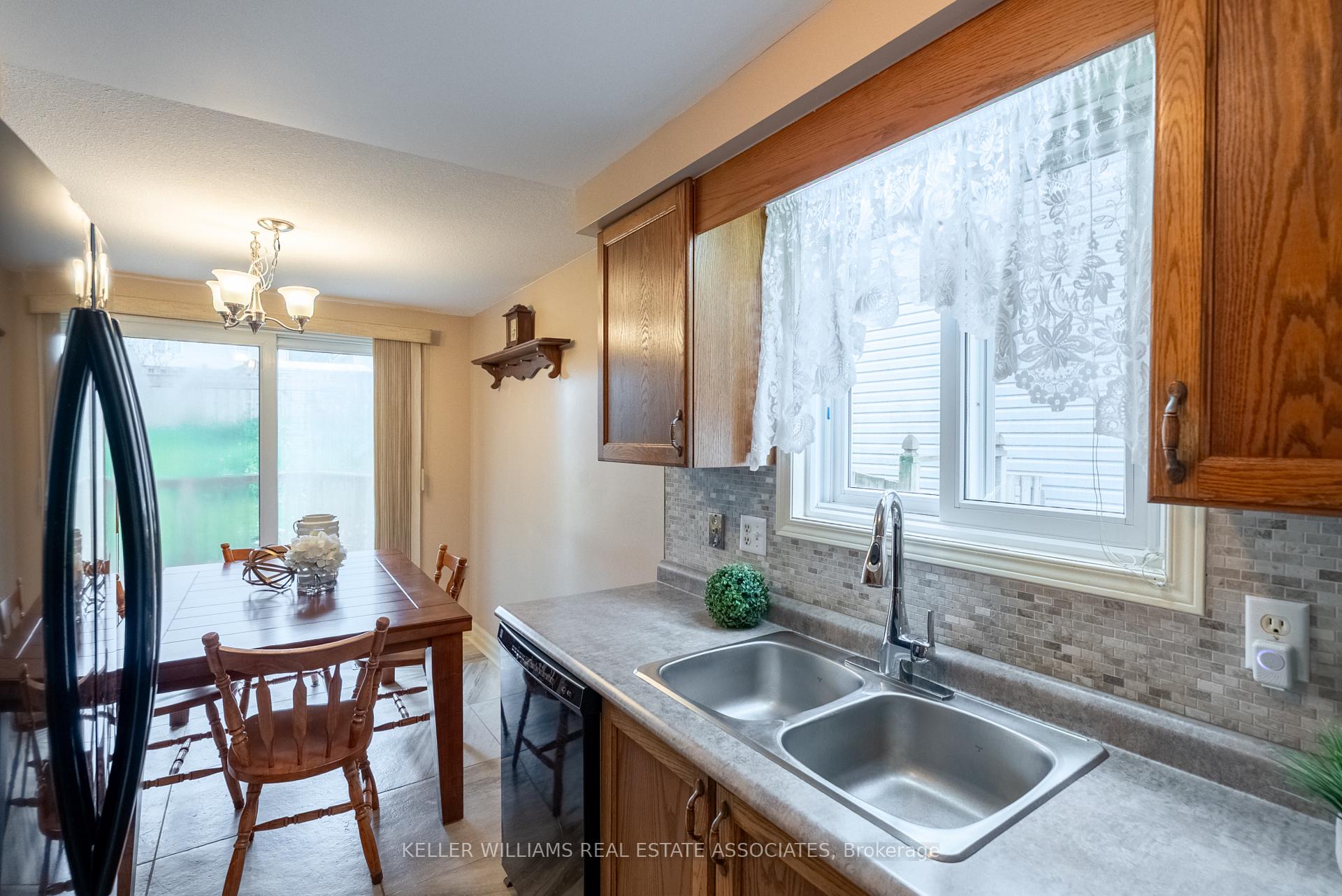 Photo 23 of 165 Highbrook Street, Kitchener — HOMEH