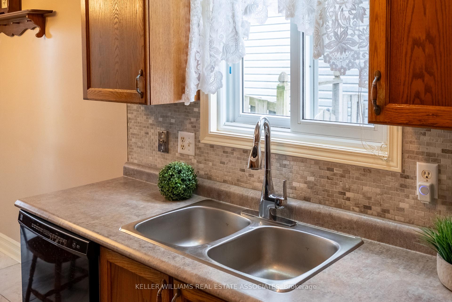 Photo 25 of 165 Highbrook Street, Kitchener — HOMEH