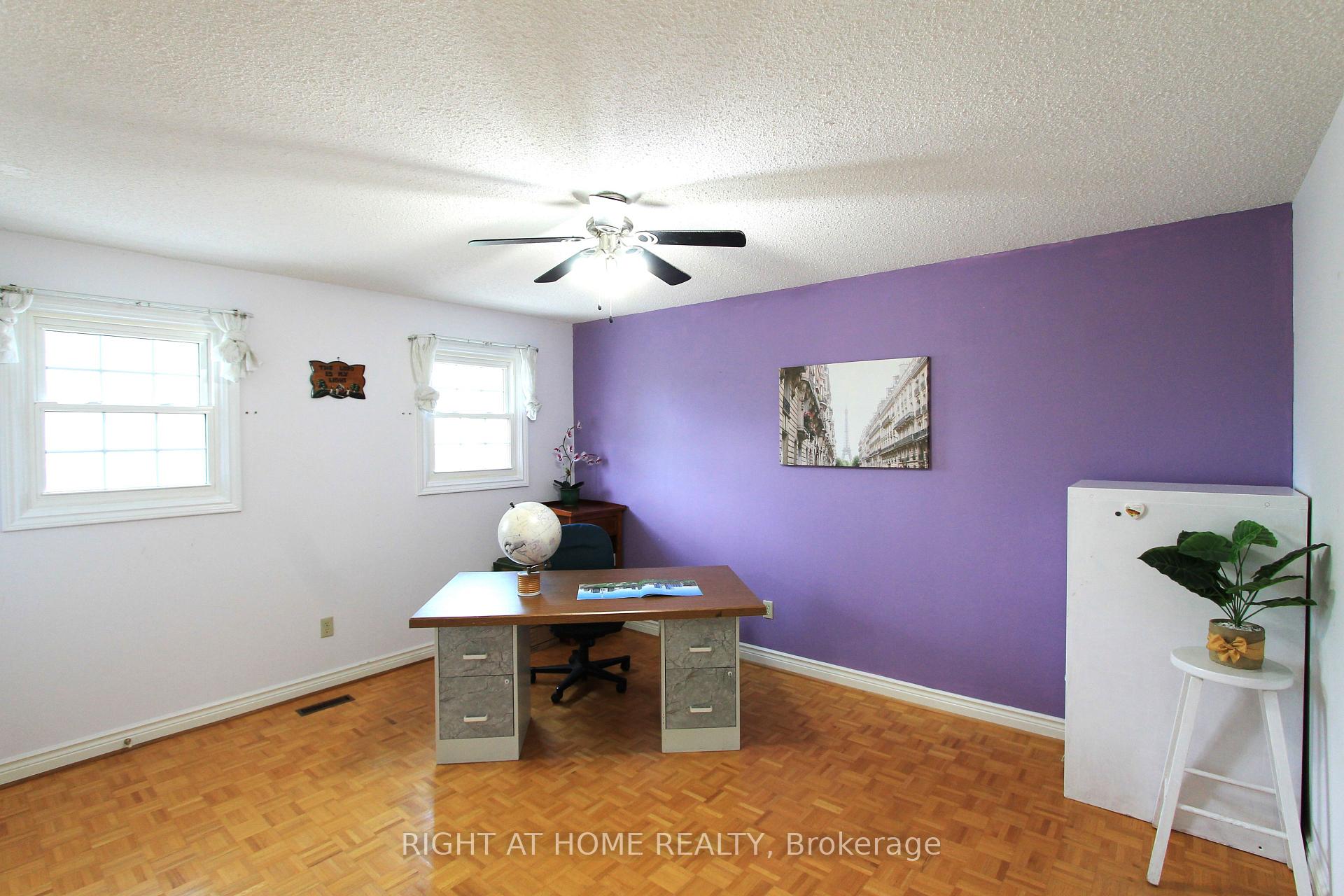 Photo 17 of 26 Leighland Drive, Markham, Unionville — HOMEH