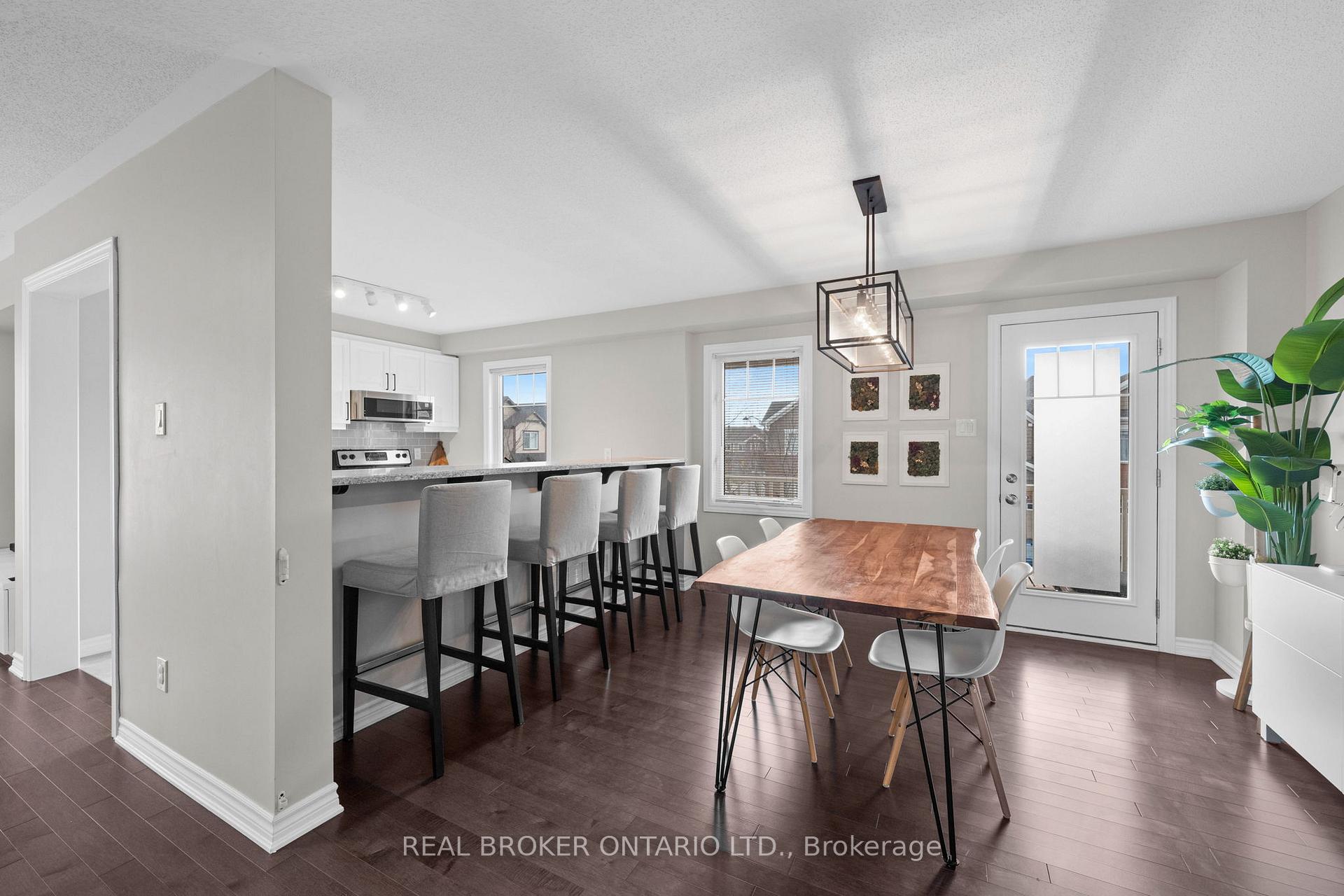 Photo 2 of 769 Summergaze Street, Ottawa, Kanata - Emerald Meadows/Trailwest — HOMEH