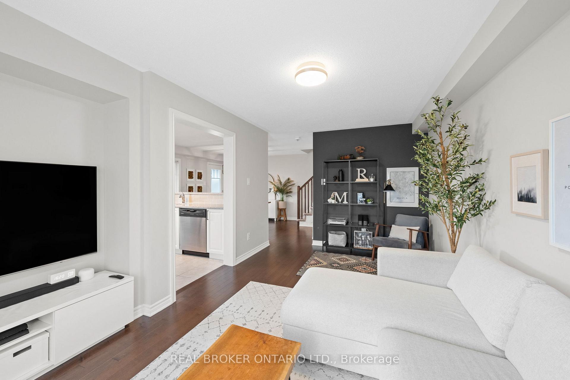 Photo 4 of 769 Summergaze Street, Ottawa, Kanata - Emerald Meadows/Trailwest — HOMEH